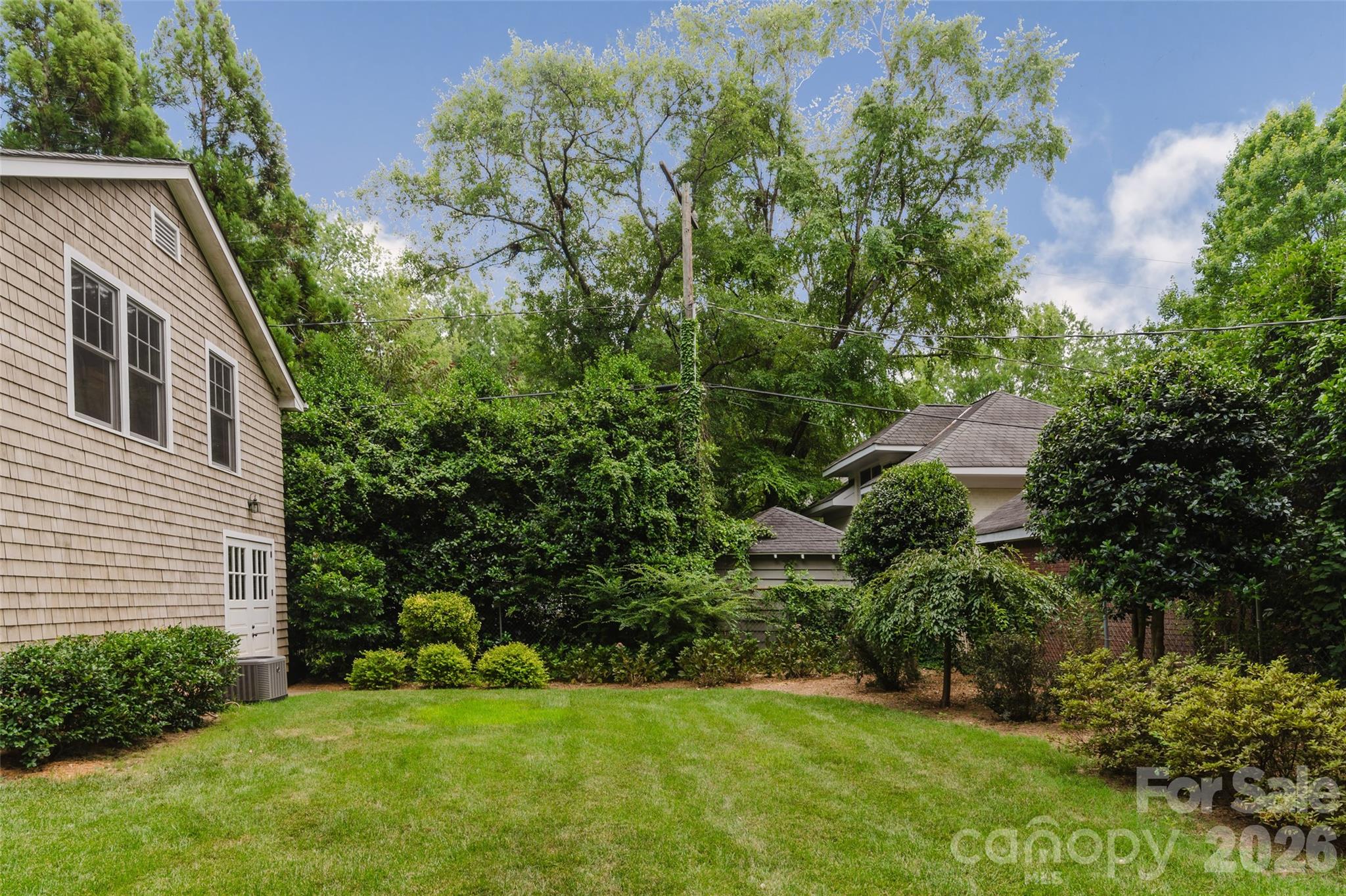 1825 Dilworth Road W — Charlotte