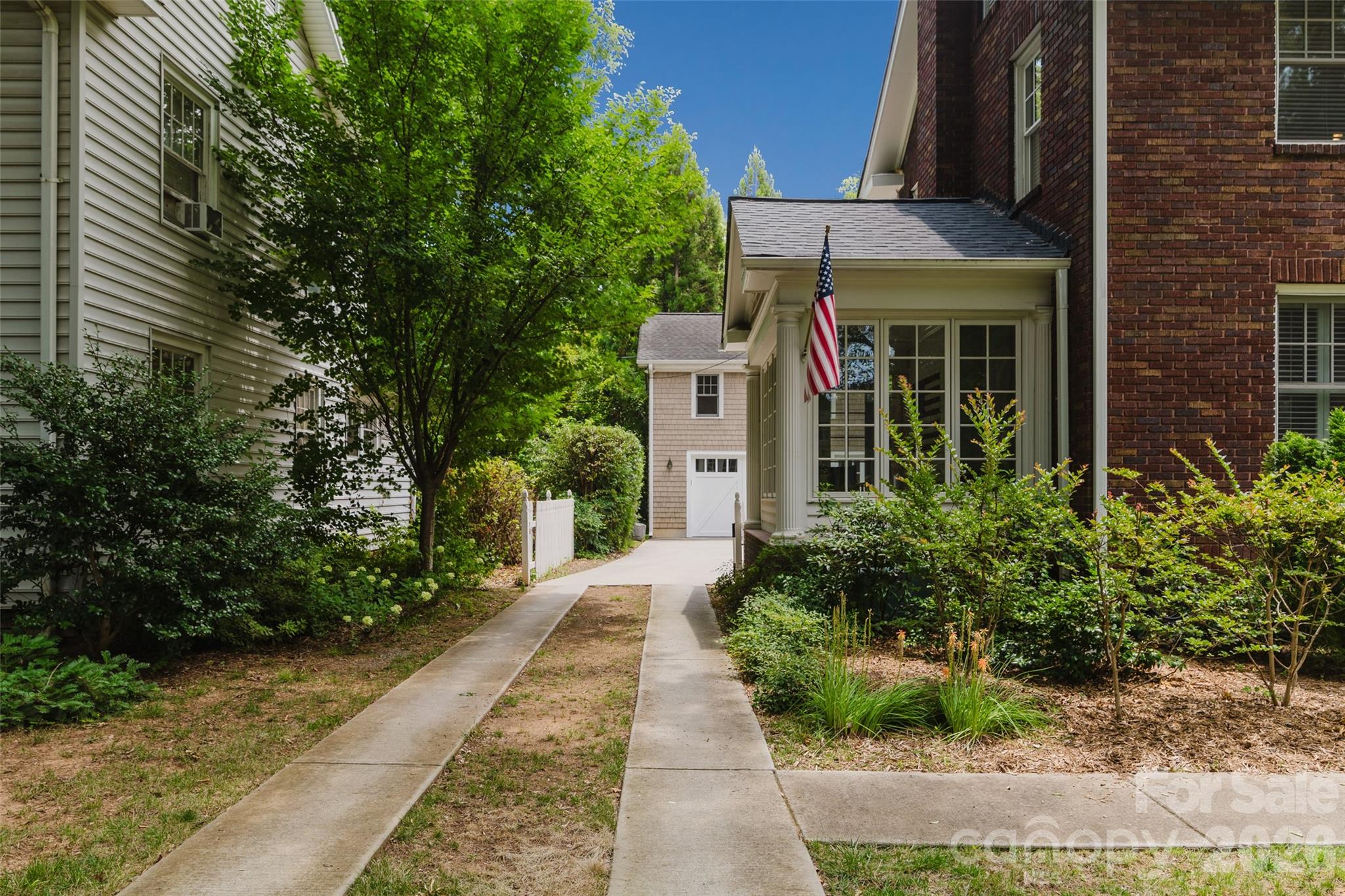 1825 Dilworth Road W — Charlotte