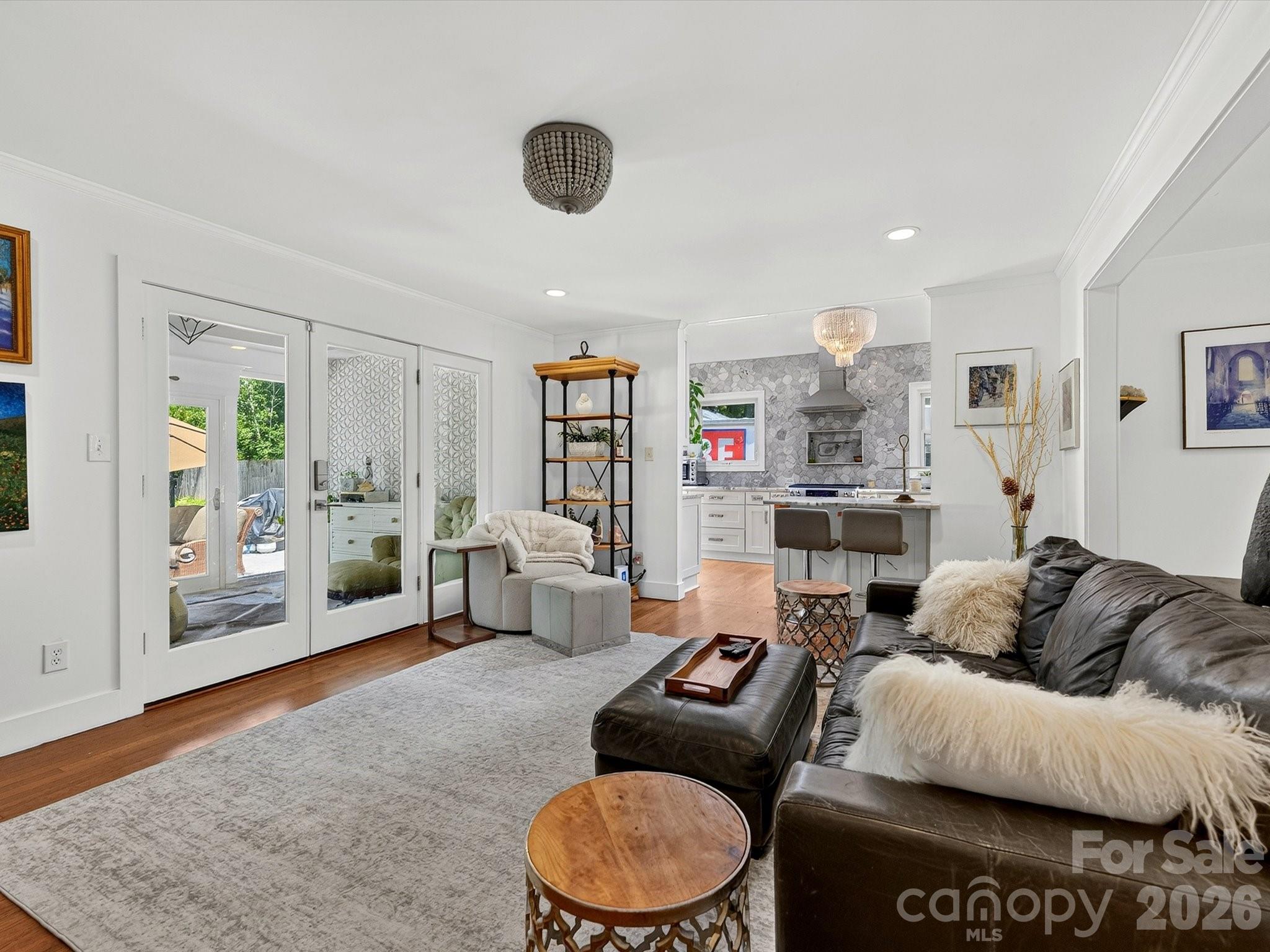 1401 Worcaster Place — Charlotte