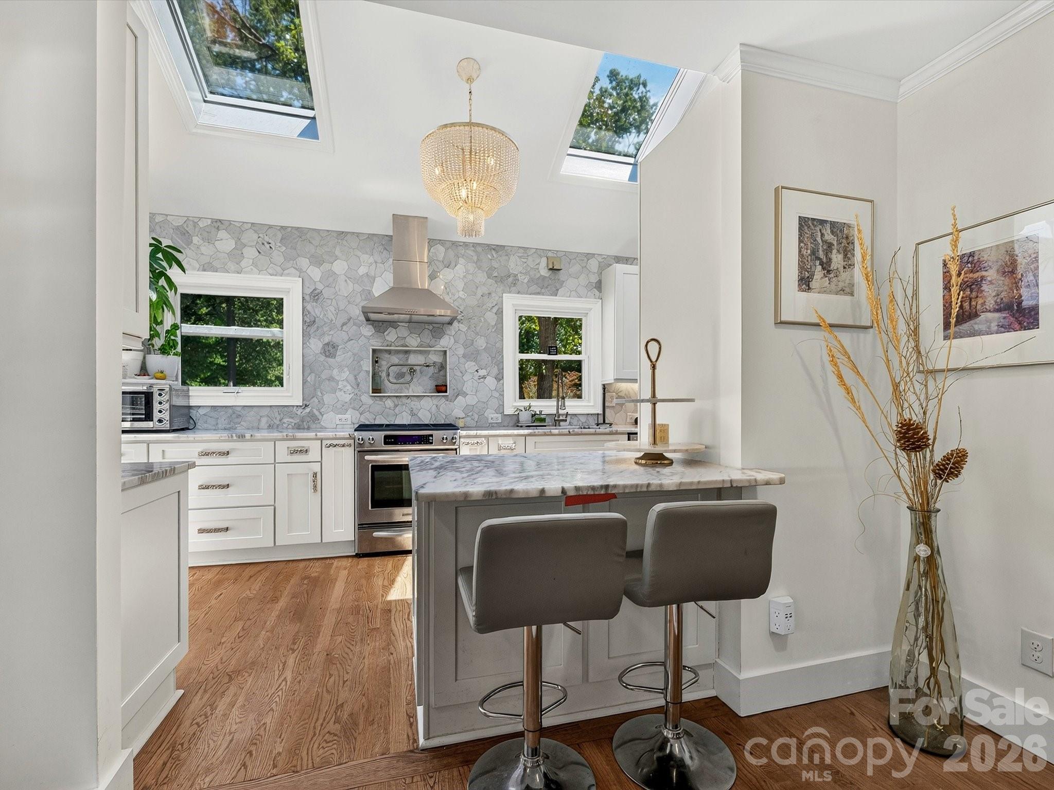 1401 Worcaster Place — Charlotte