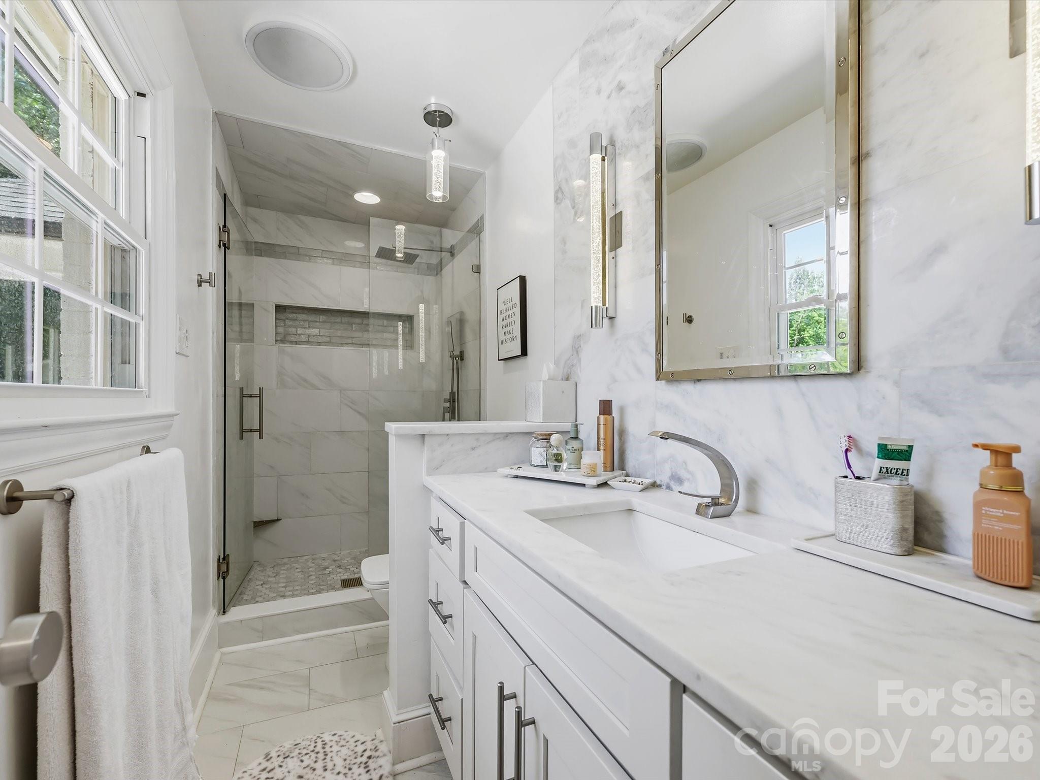 1401 Worcaster Place — Charlotte