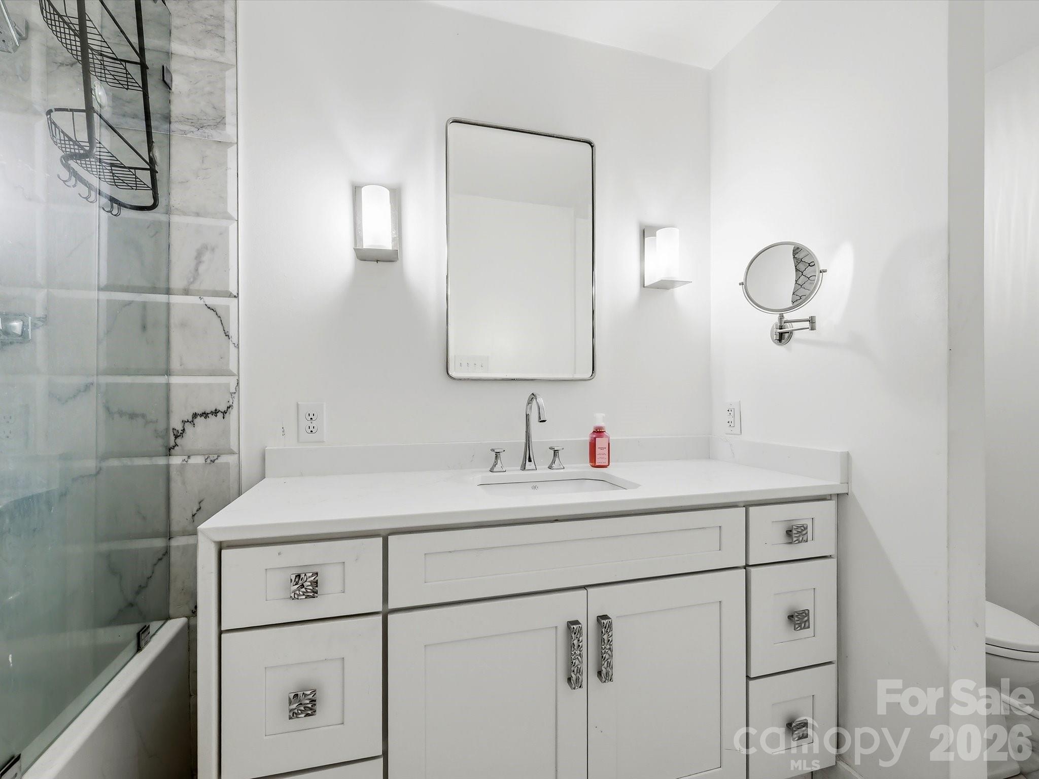 1401 Worcaster Place — Charlotte