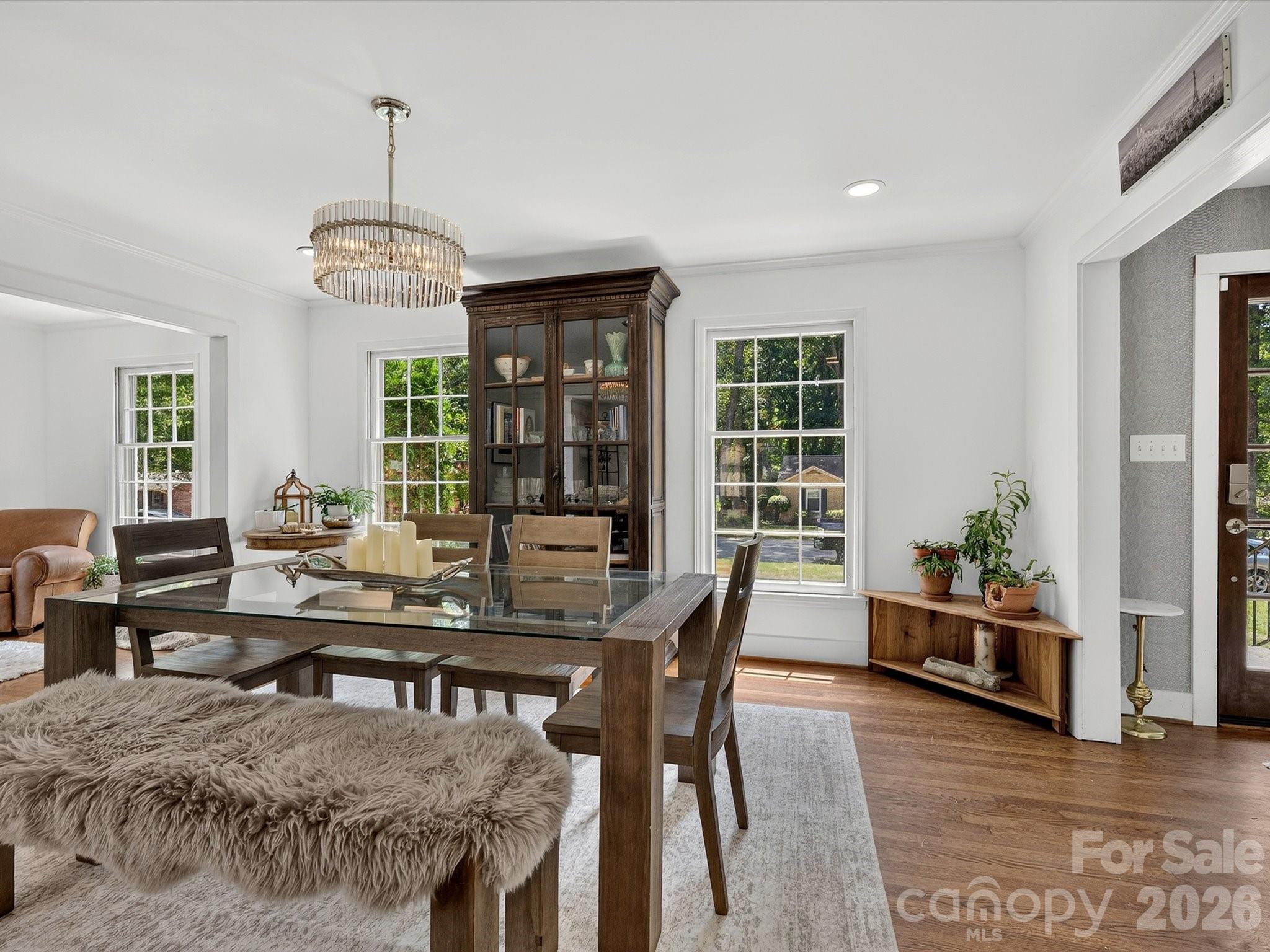 1401 Worcaster Place — Charlotte