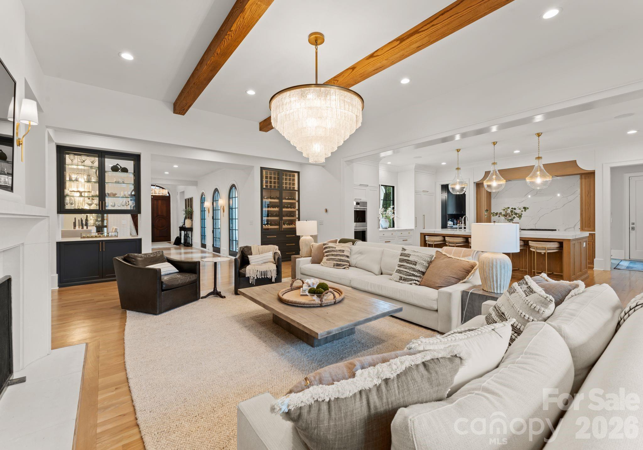 4420 Forest Hills Drive — Charlotte