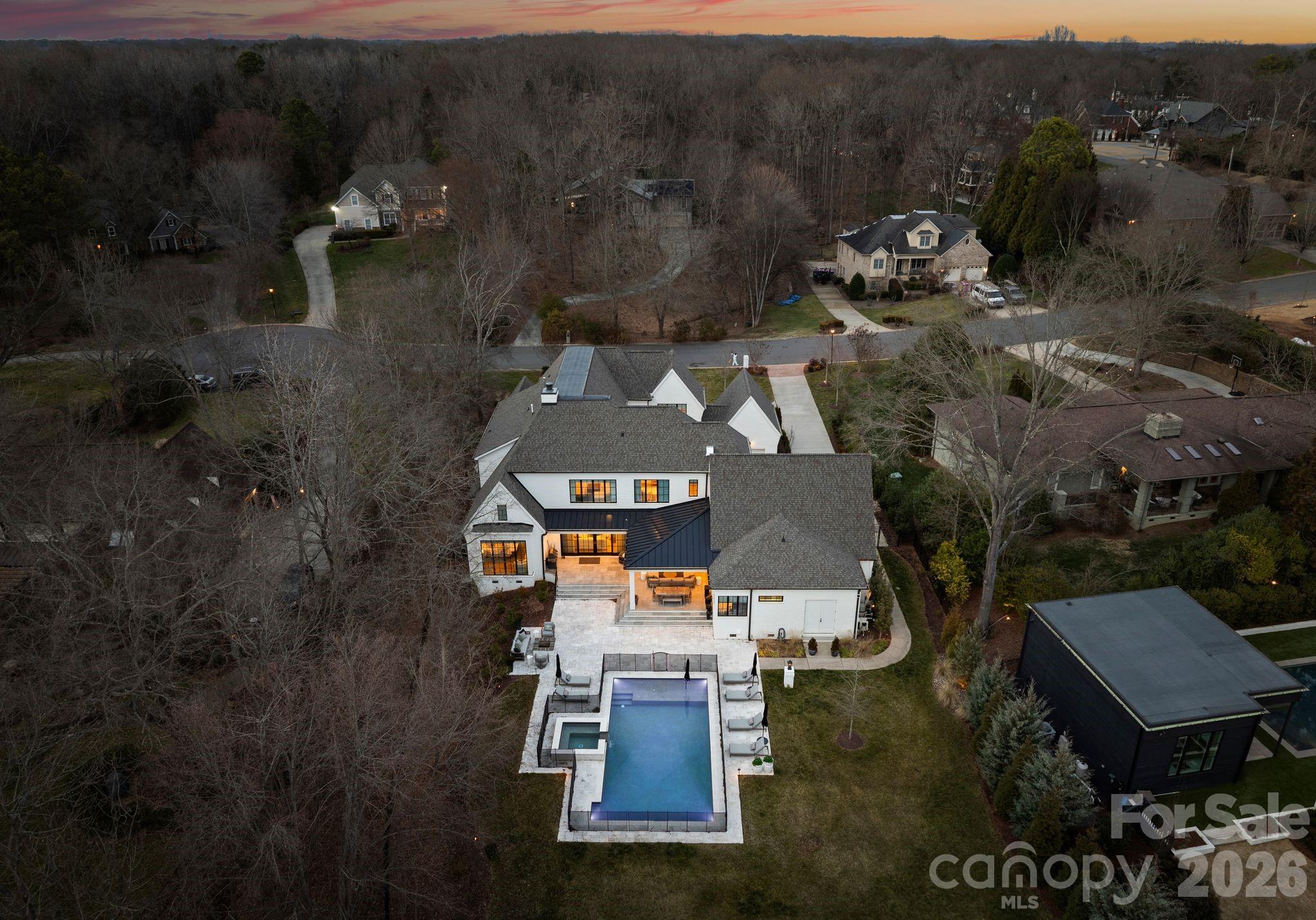 4420 Forest Hills Drive — Charlotte