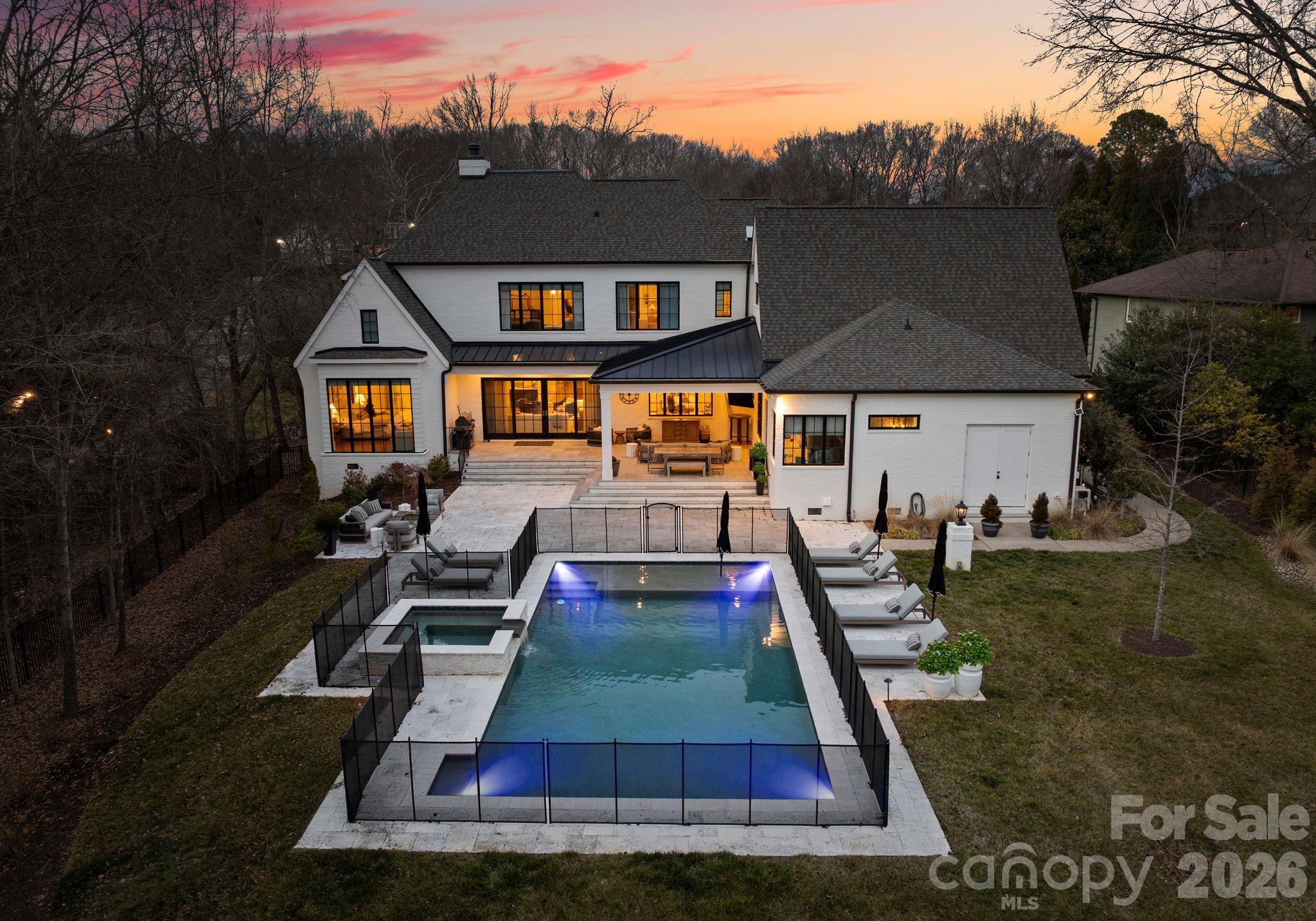 4420 Forest Hills Drive — Charlotte
