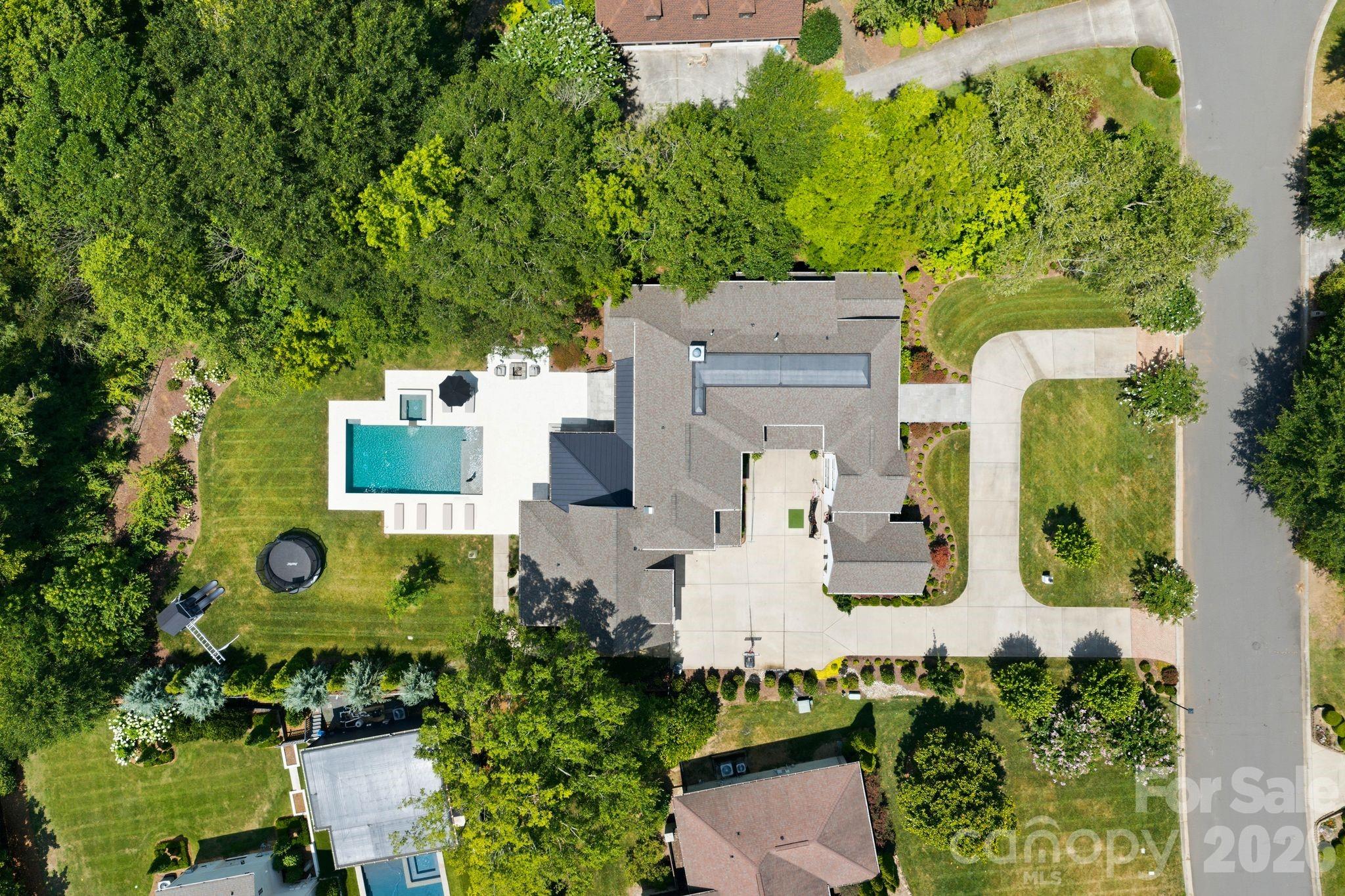 4420 Forest Hills Drive — Charlotte