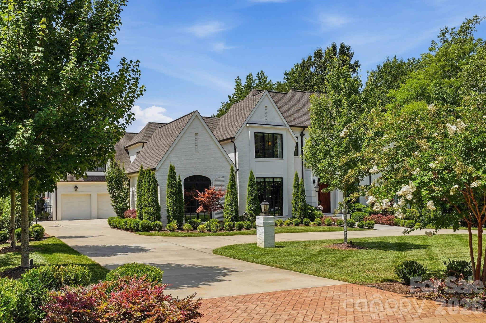 4420 Forest Hills Drive — Charlotte
