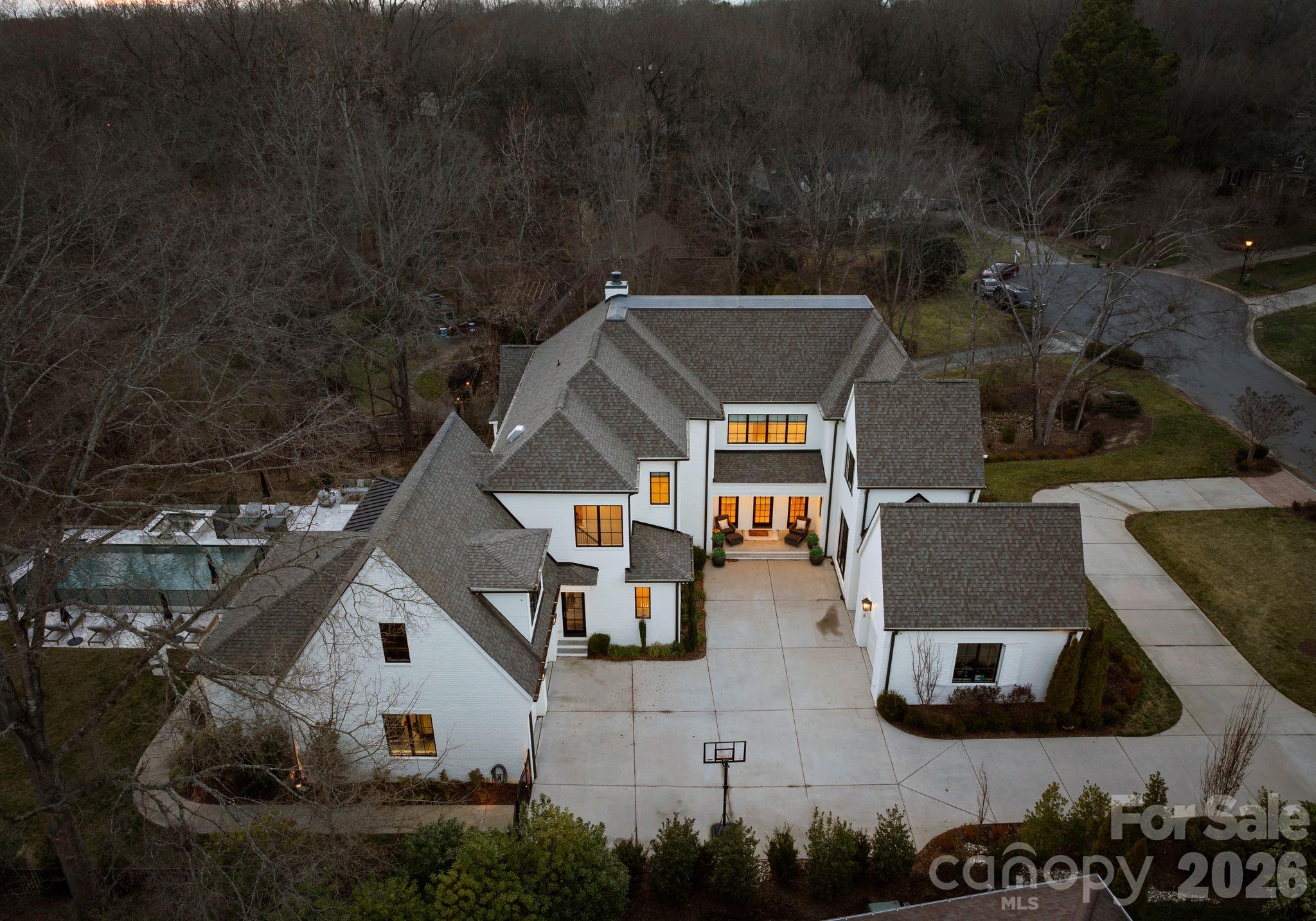 4420 Forest Hills Drive — Charlotte