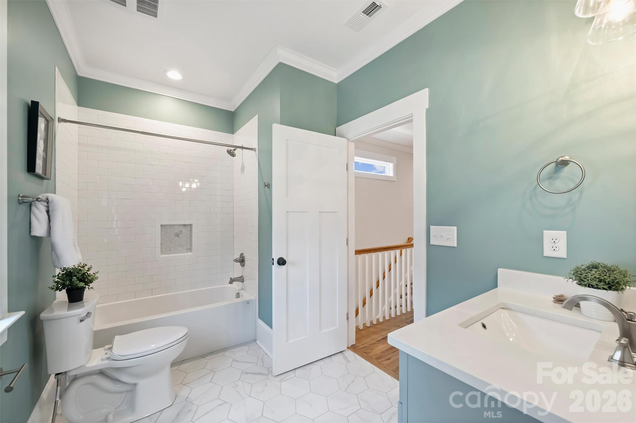1011 State Street — Charlotte