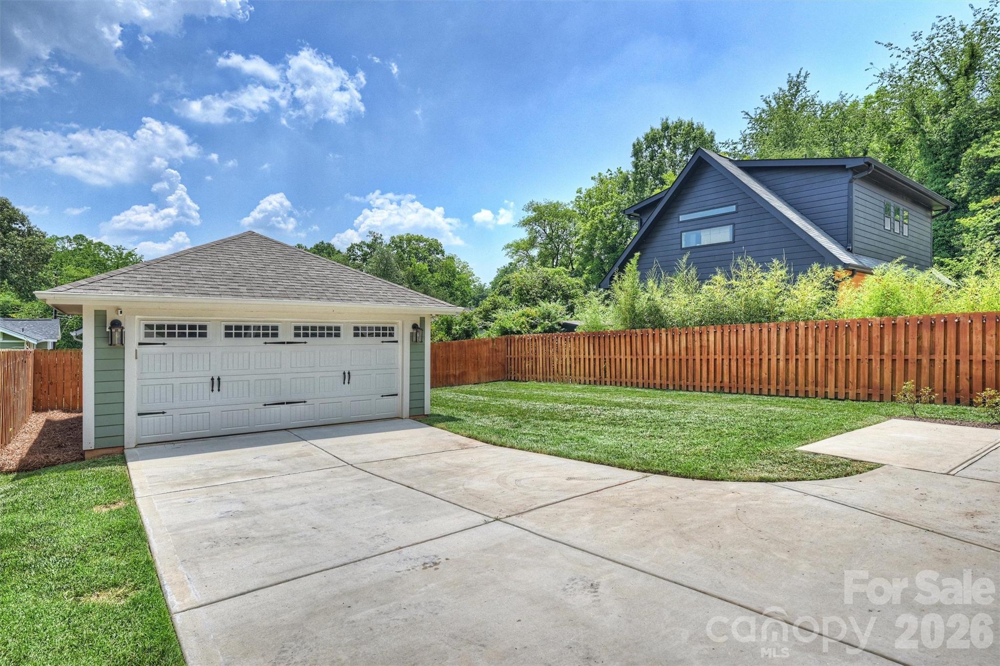 1011 State Street — Charlotte