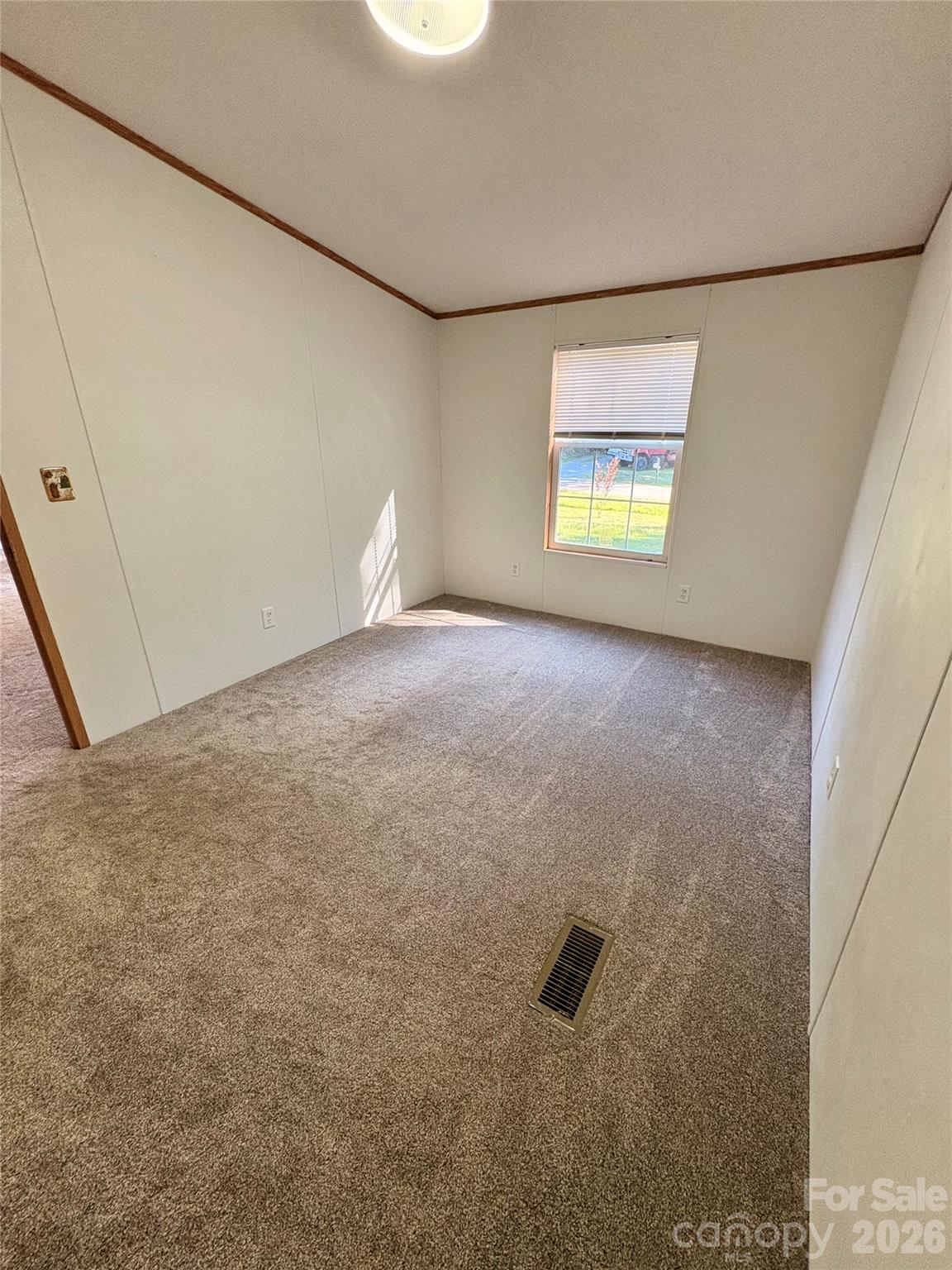 5422 Wrenn Drive — Catawba