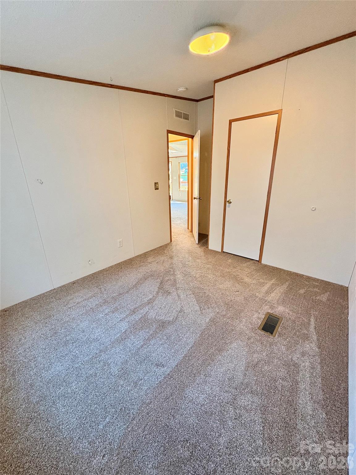 5422 Wrenn Drive — Catawba
