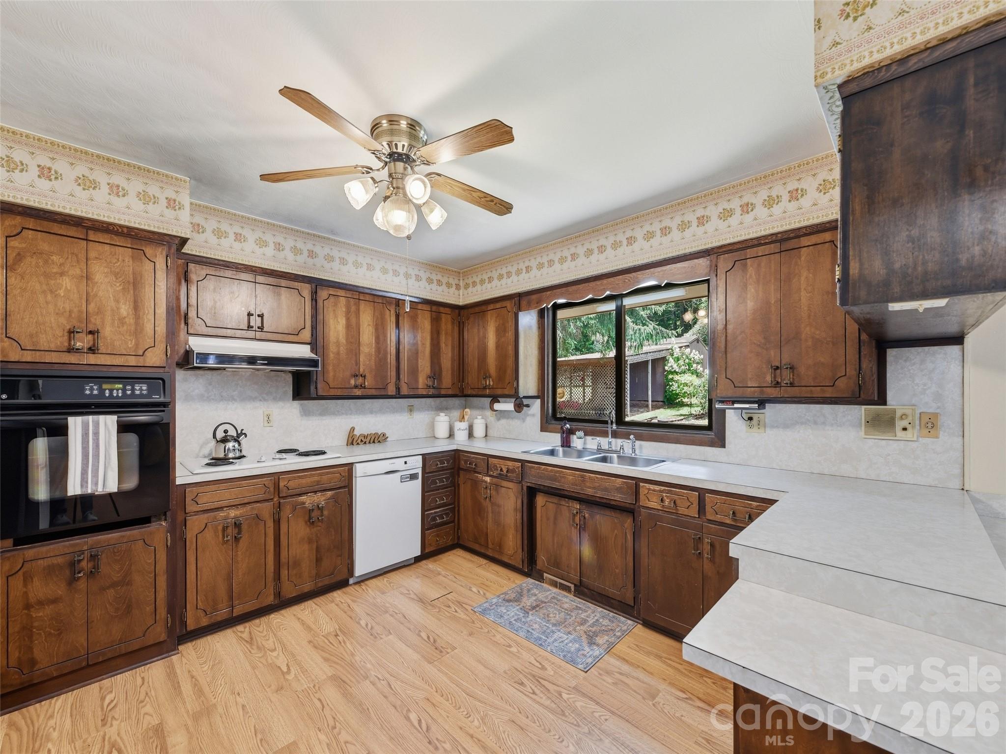 252 Big Stomp Road — Waynesville