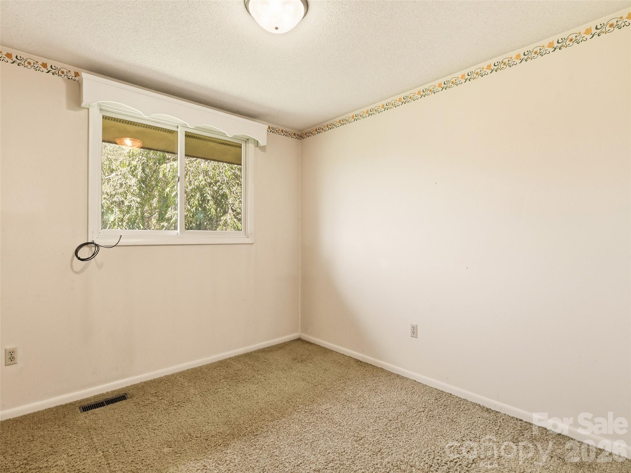 252 Big Stomp Road — Waynesville