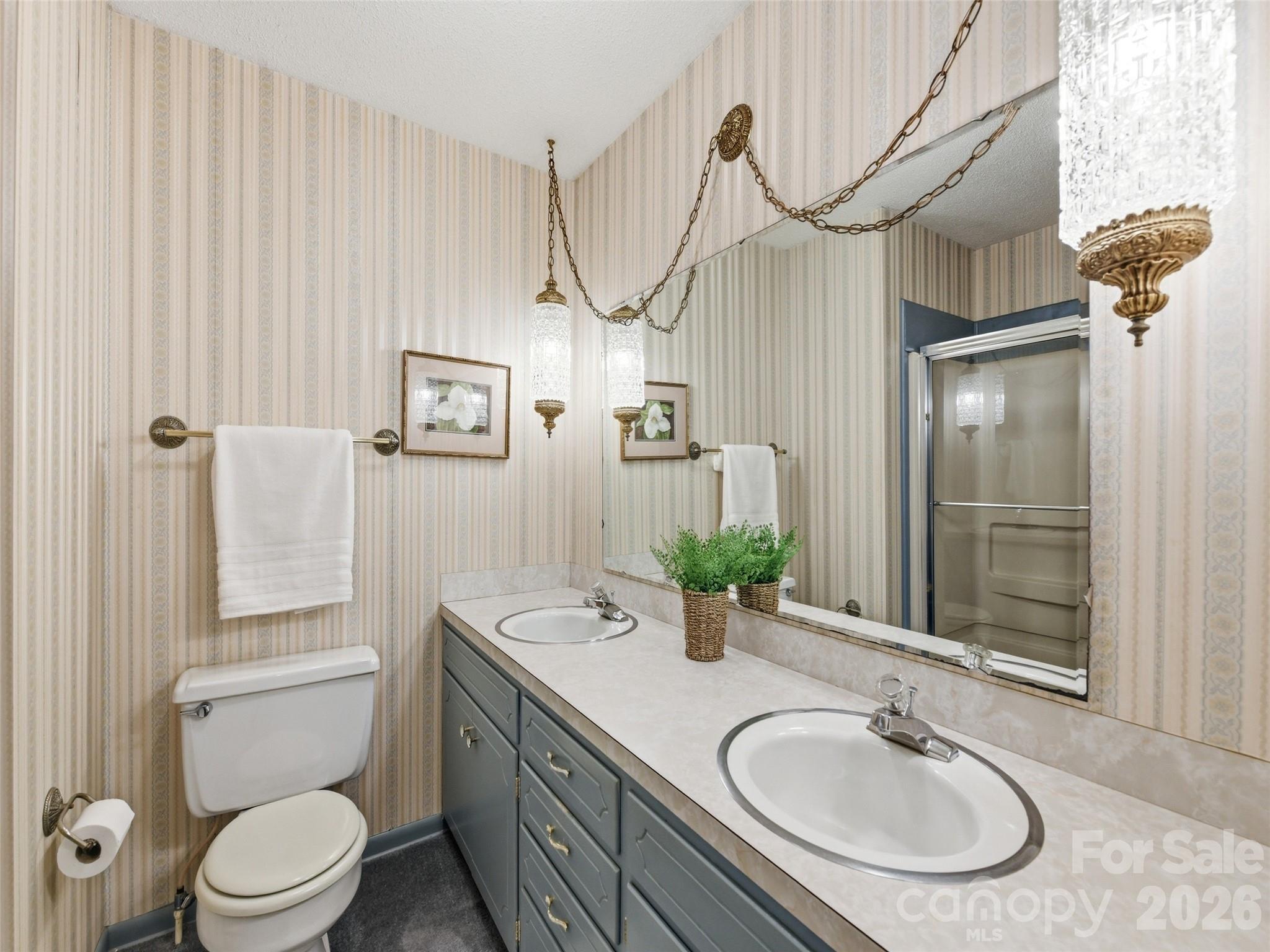 252 Big Stomp Road — Waynesville