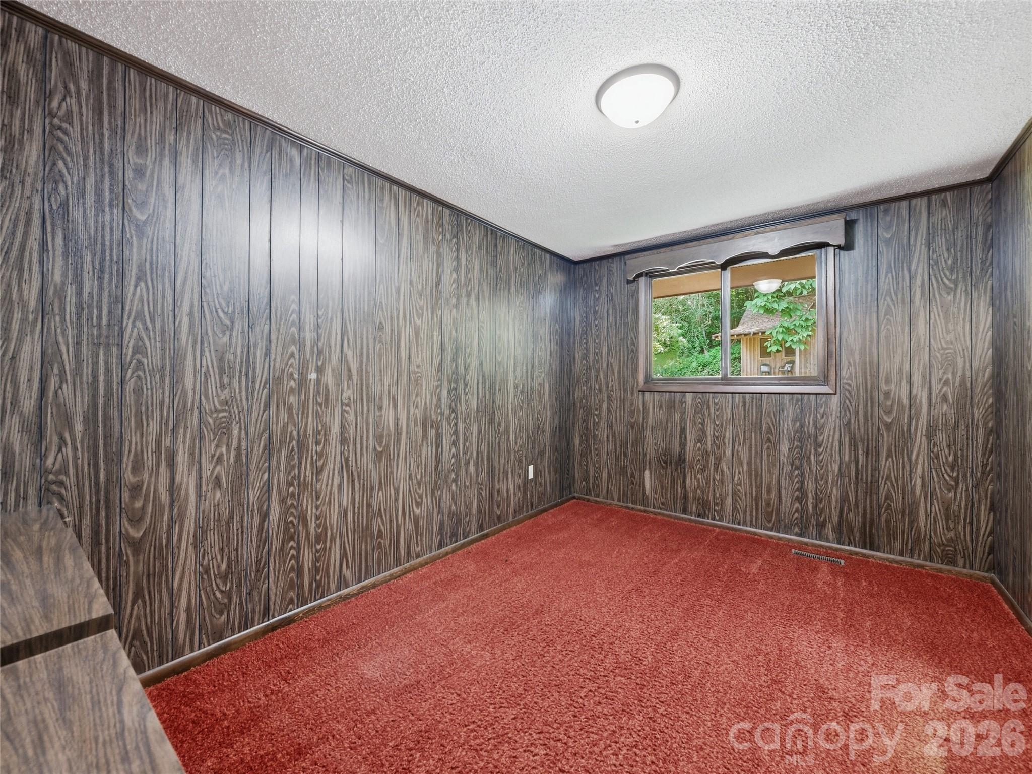 252 Big Stomp Road — Waynesville