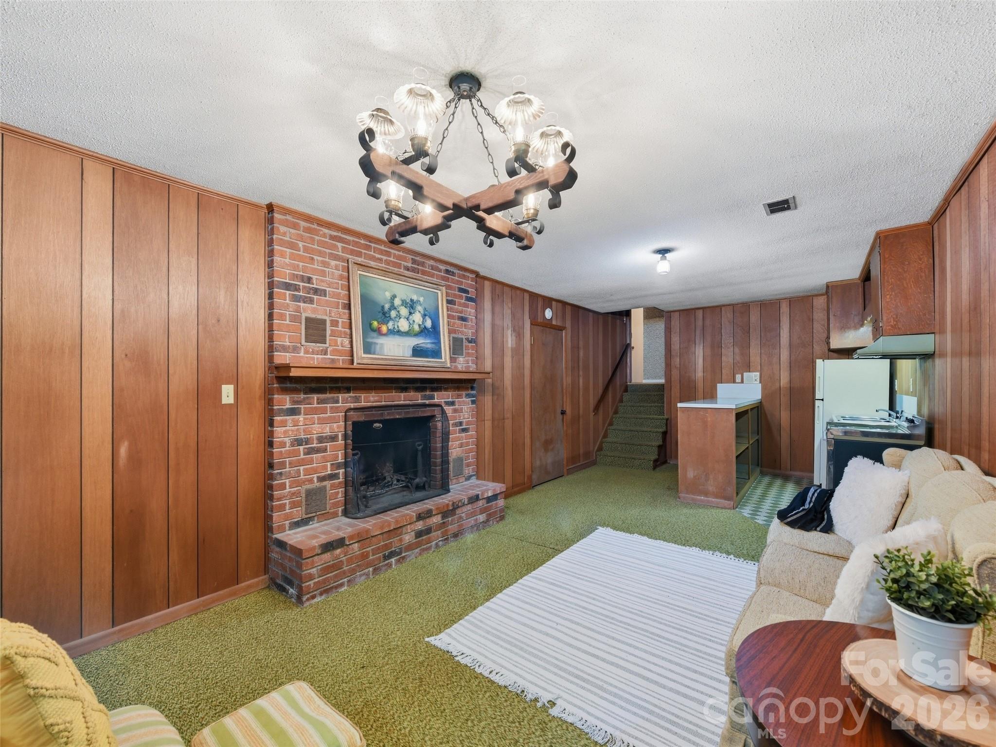 252 Big Stomp Road — Waynesville