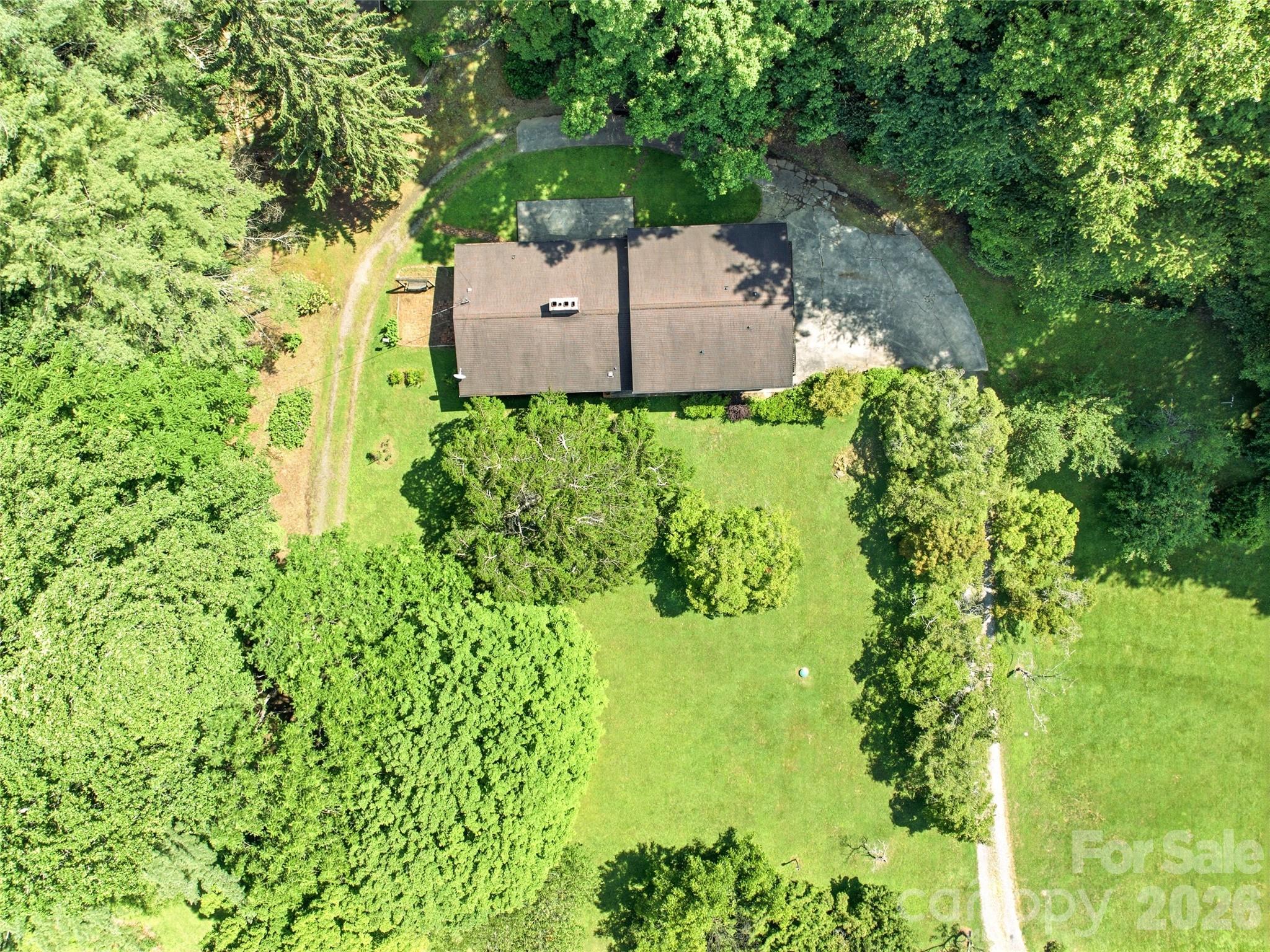 252 Big Stomp Road — Waynesville