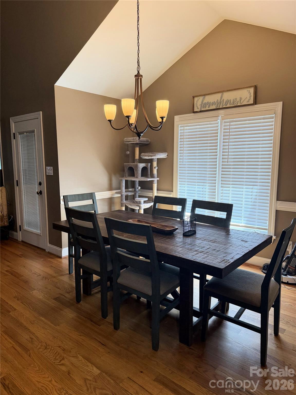 1448 Brookstone Drive — Hickory