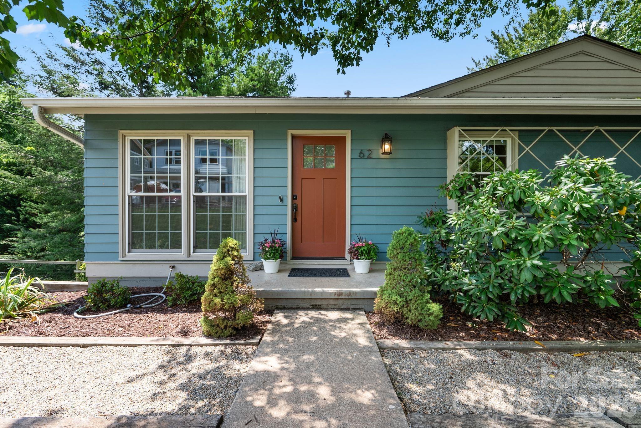 62 1st Street — Asheville