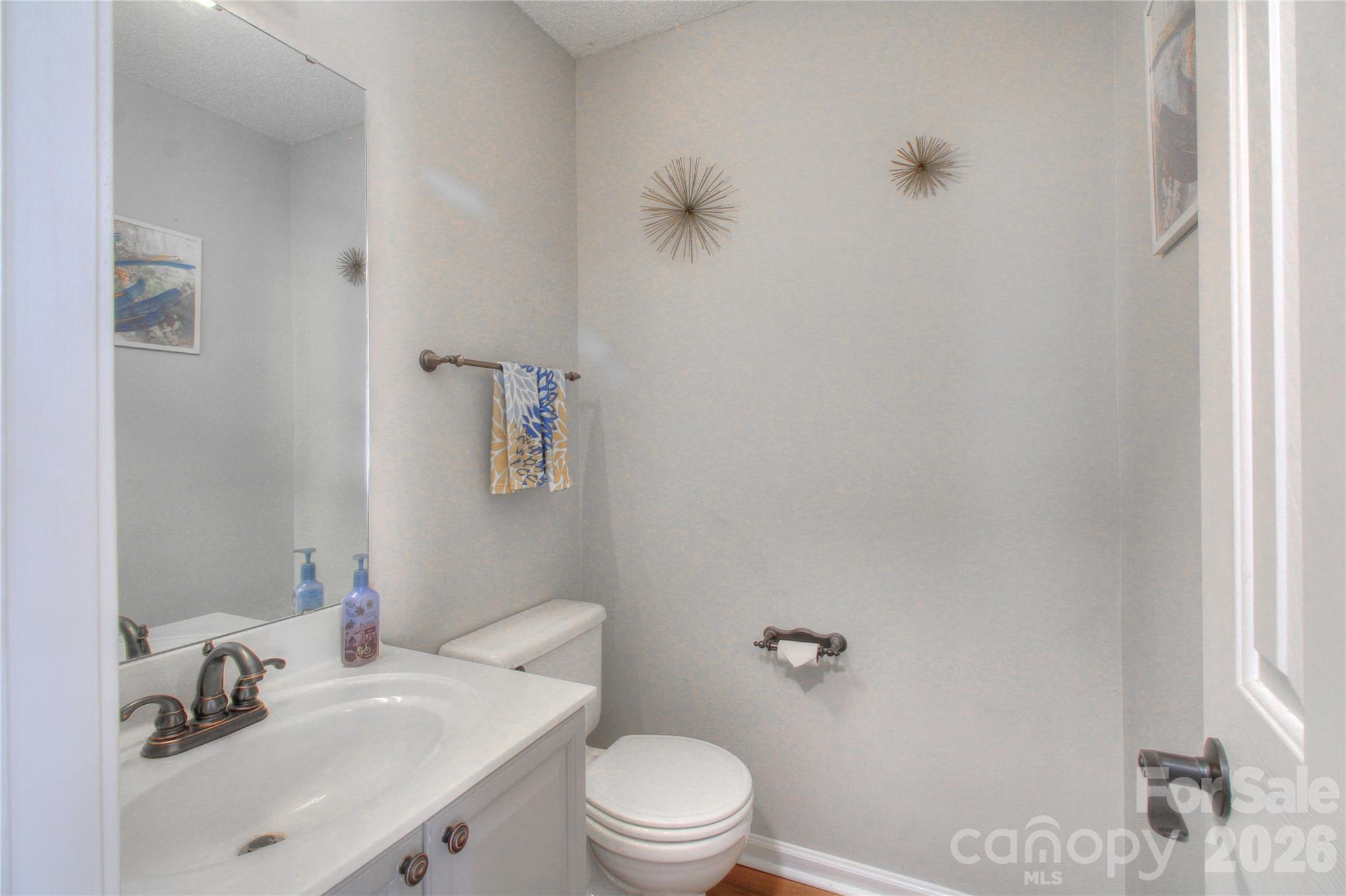 7800 Kingston Drive — Waxhaw
