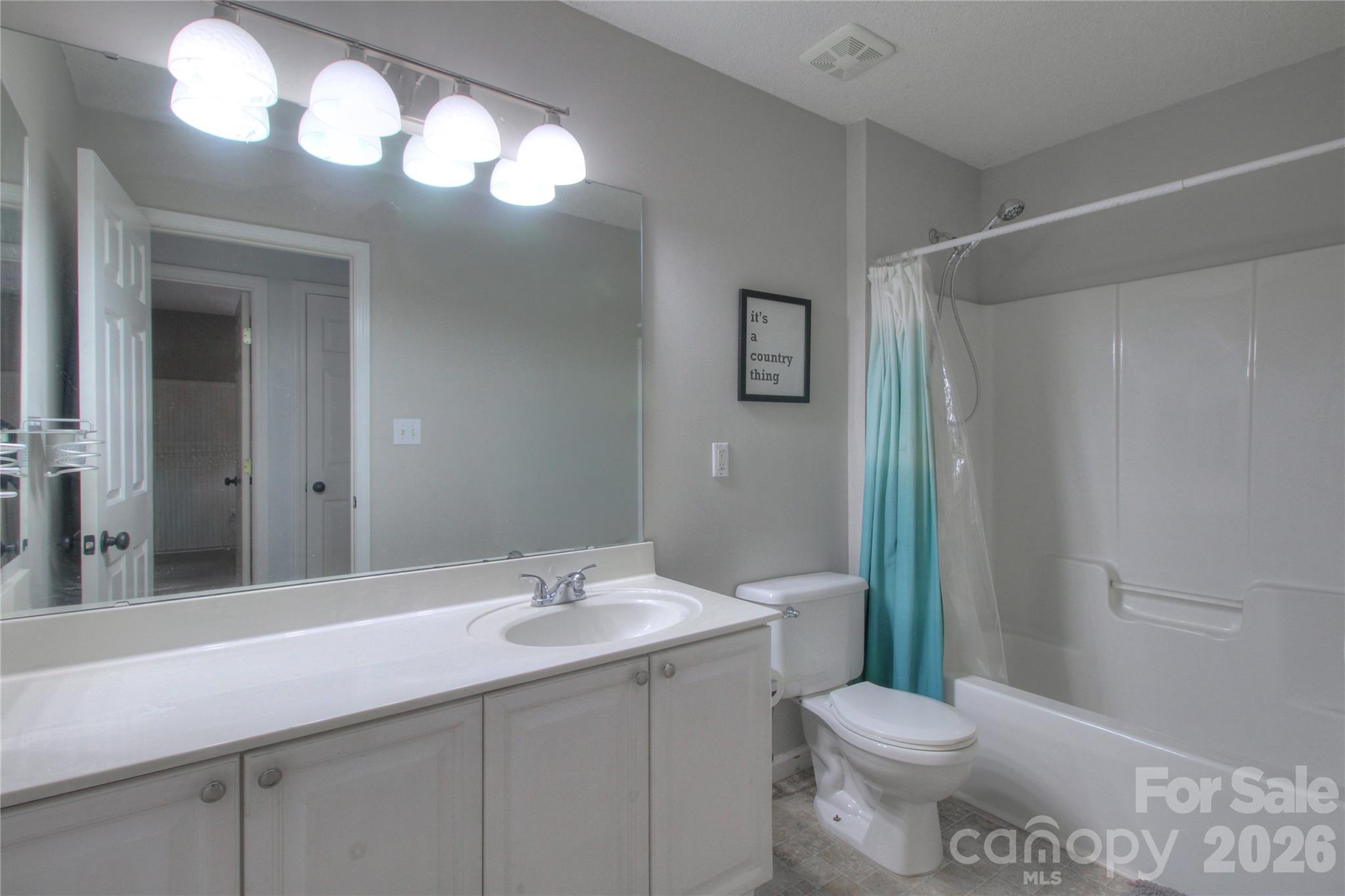 7800 Kingston Drive — Waxhaw