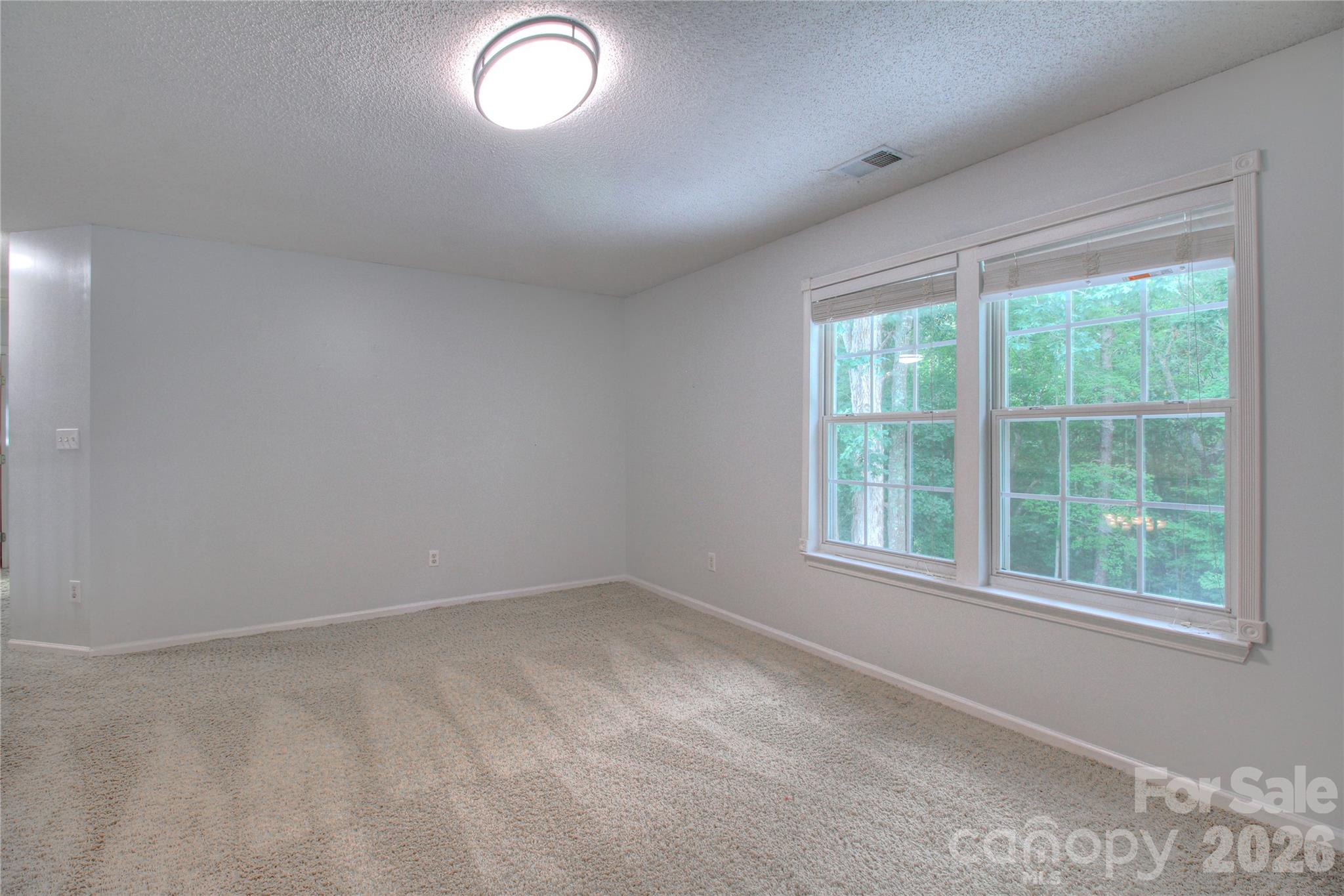 7800 Kingston Drive — Waxhaw