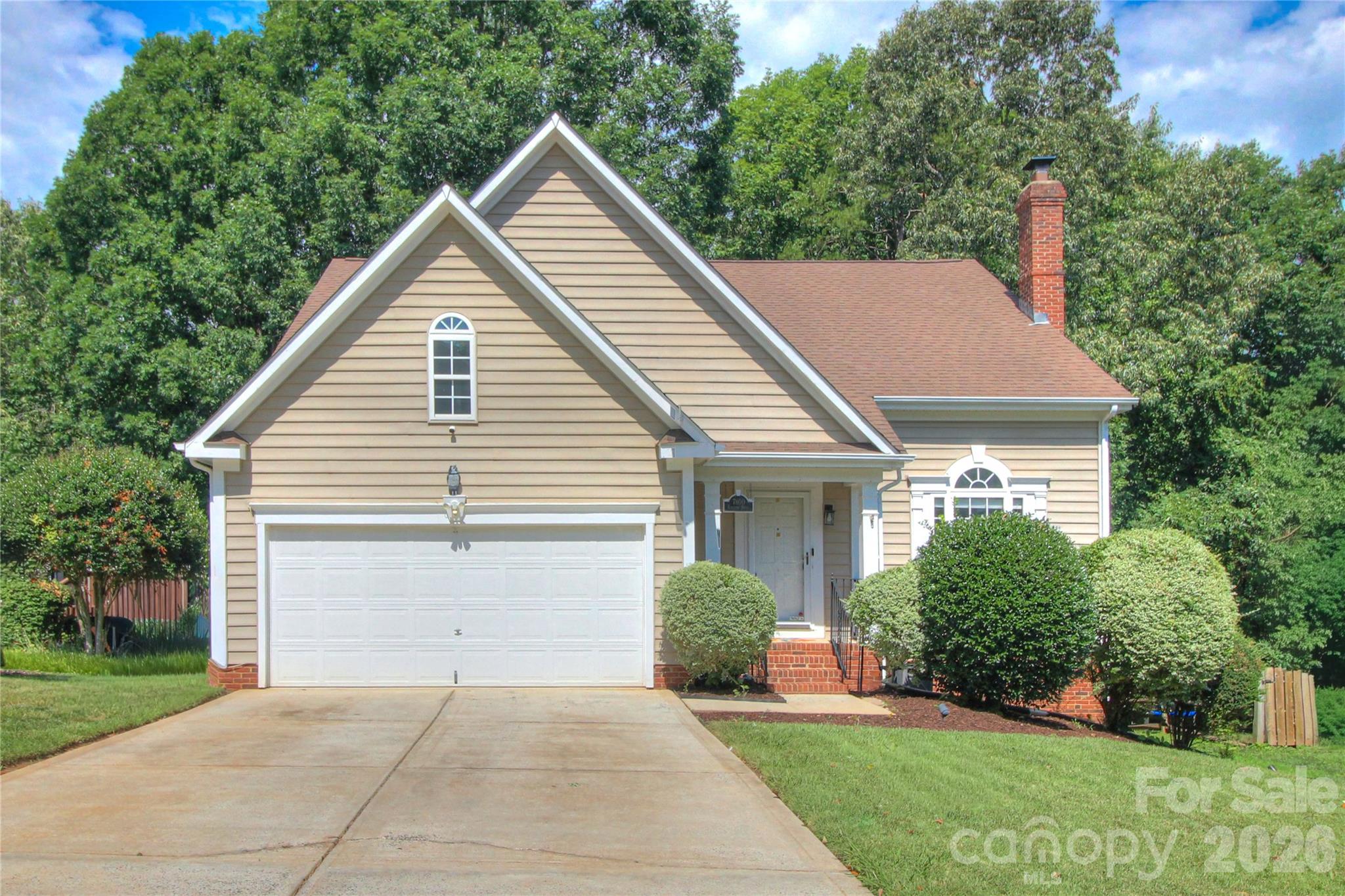7800 Kingston Drive — Waxhaw