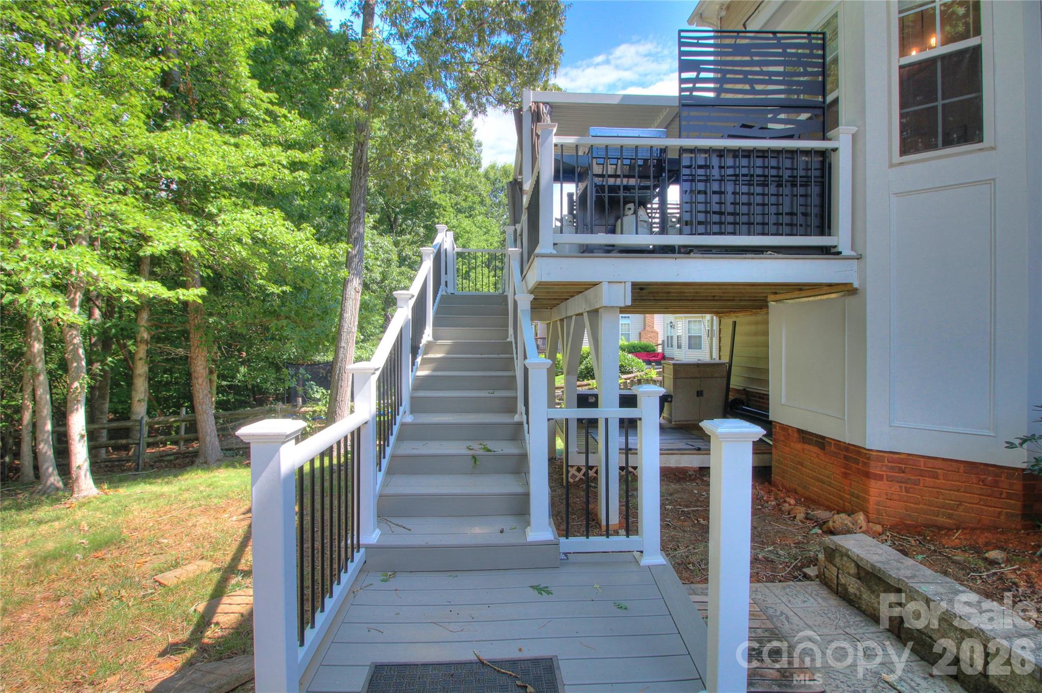 7800 Kingston Drive — Waxhaw