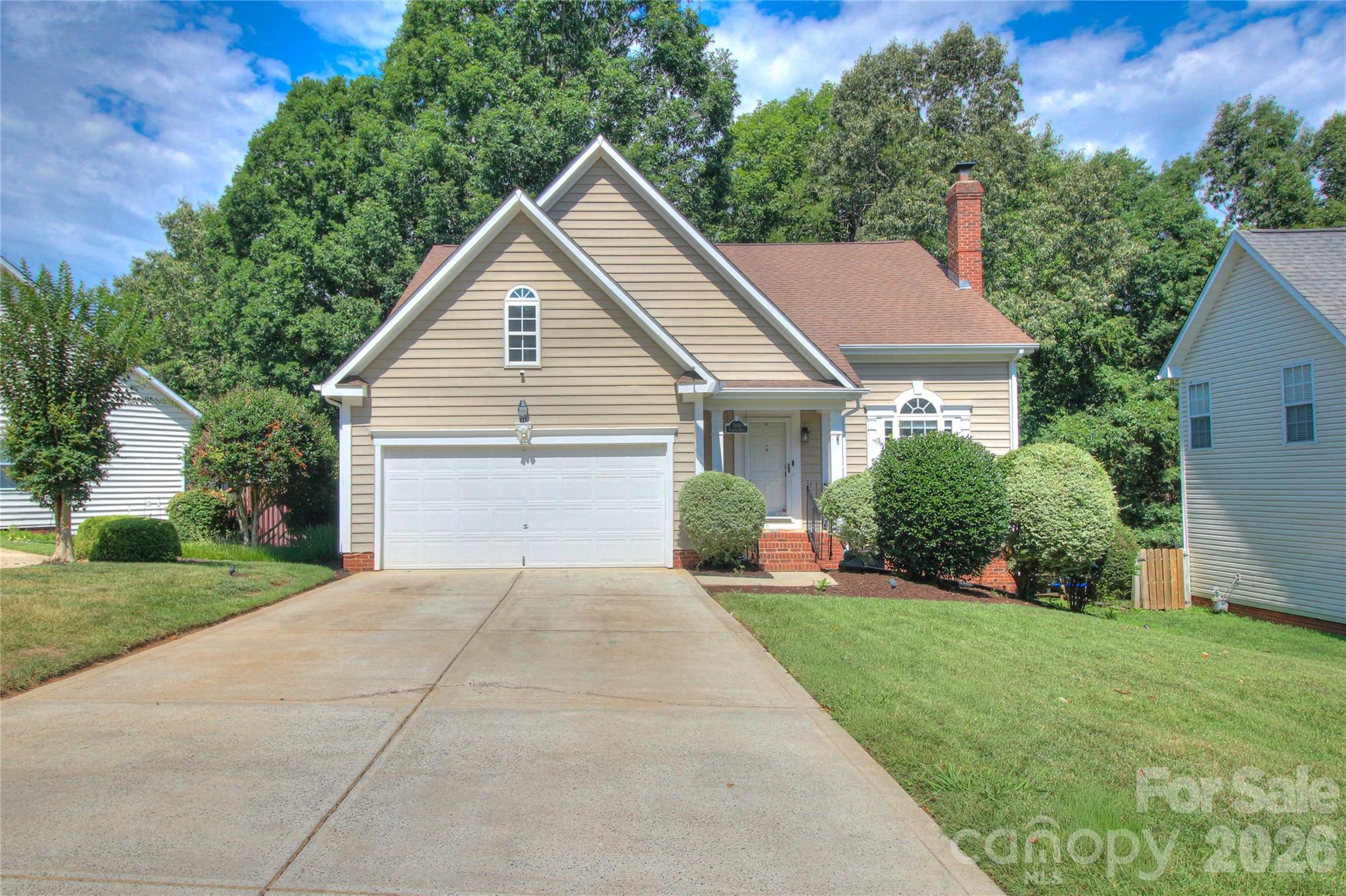 7800 Kingston Drive — Waxhaw