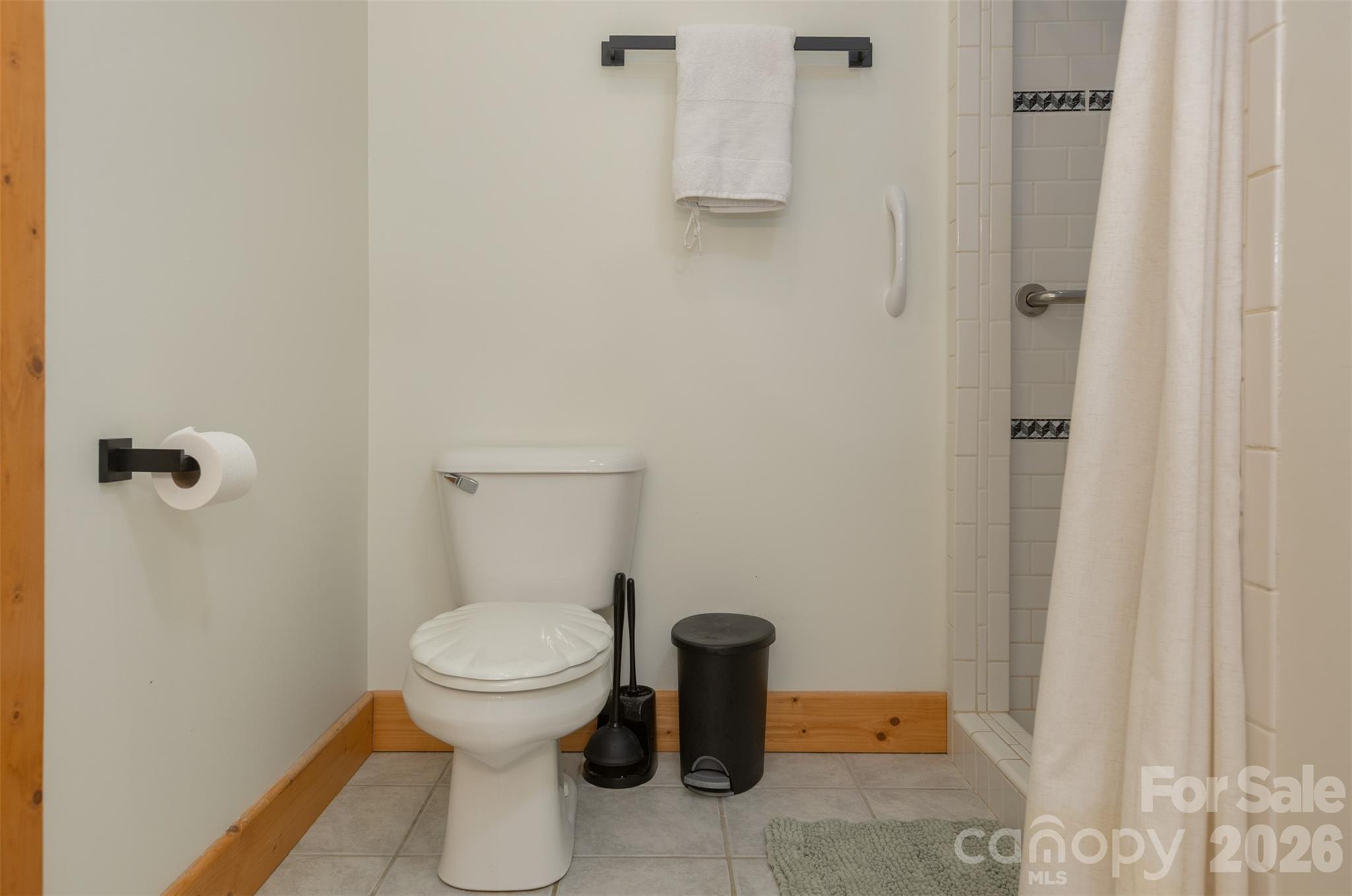 3182 El Miner Drive — Mars Hill