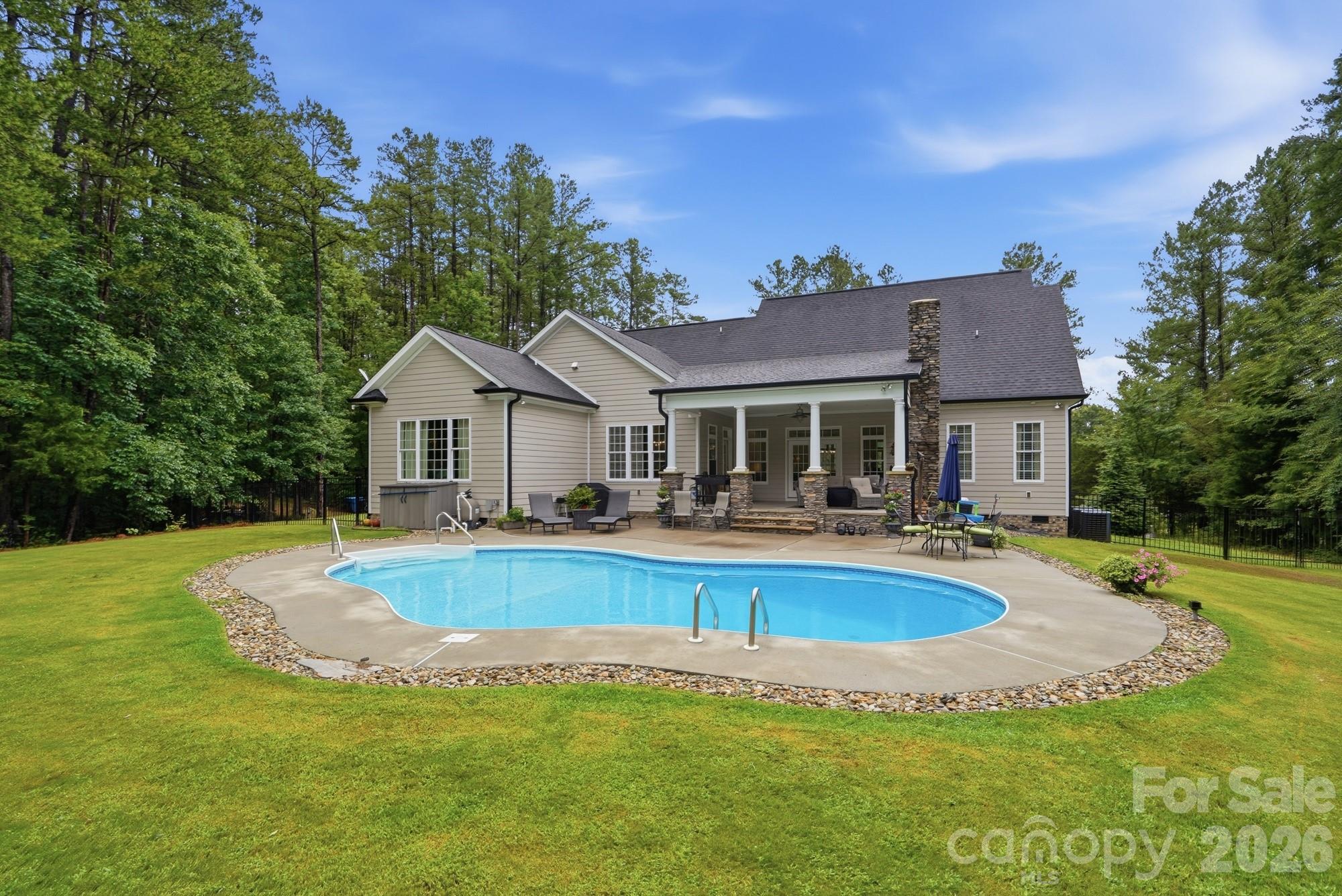 1150 Oak Trail Circle — Concord