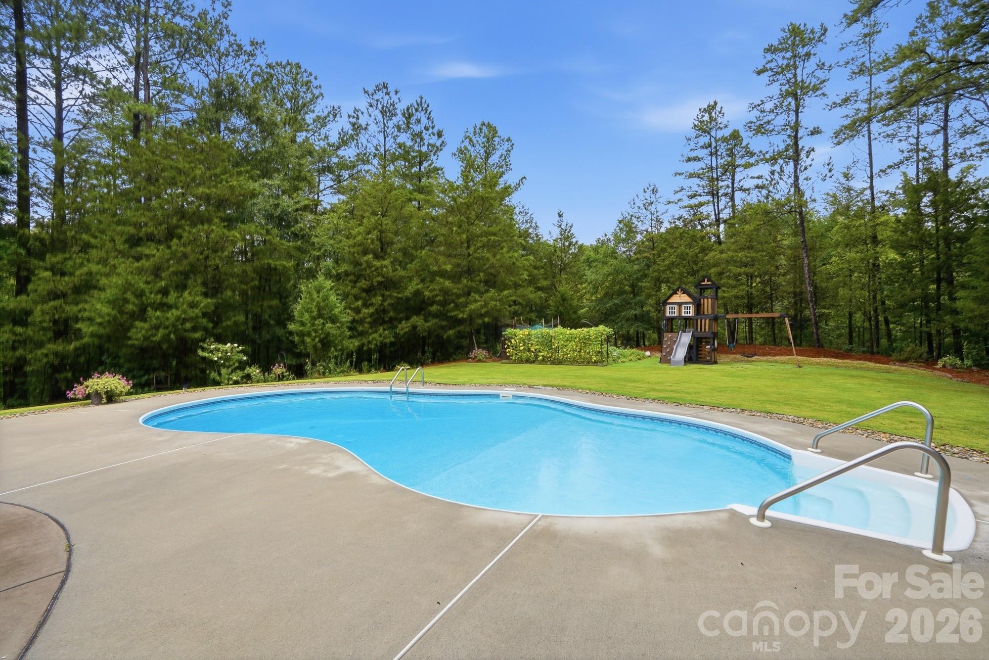 1150 Oak Trail Circle — Concord