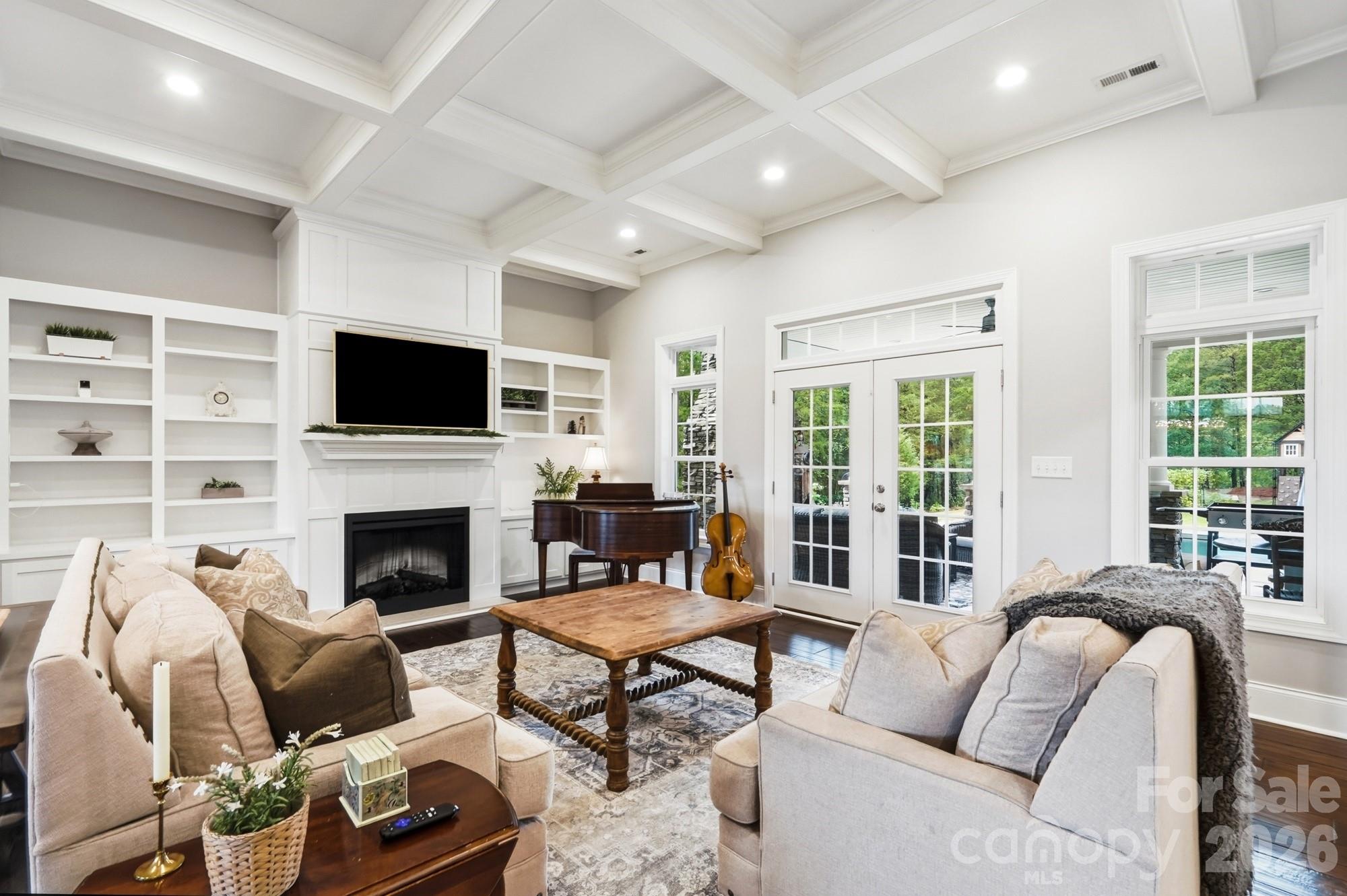 1150 Oak Trail Circle — Concord
