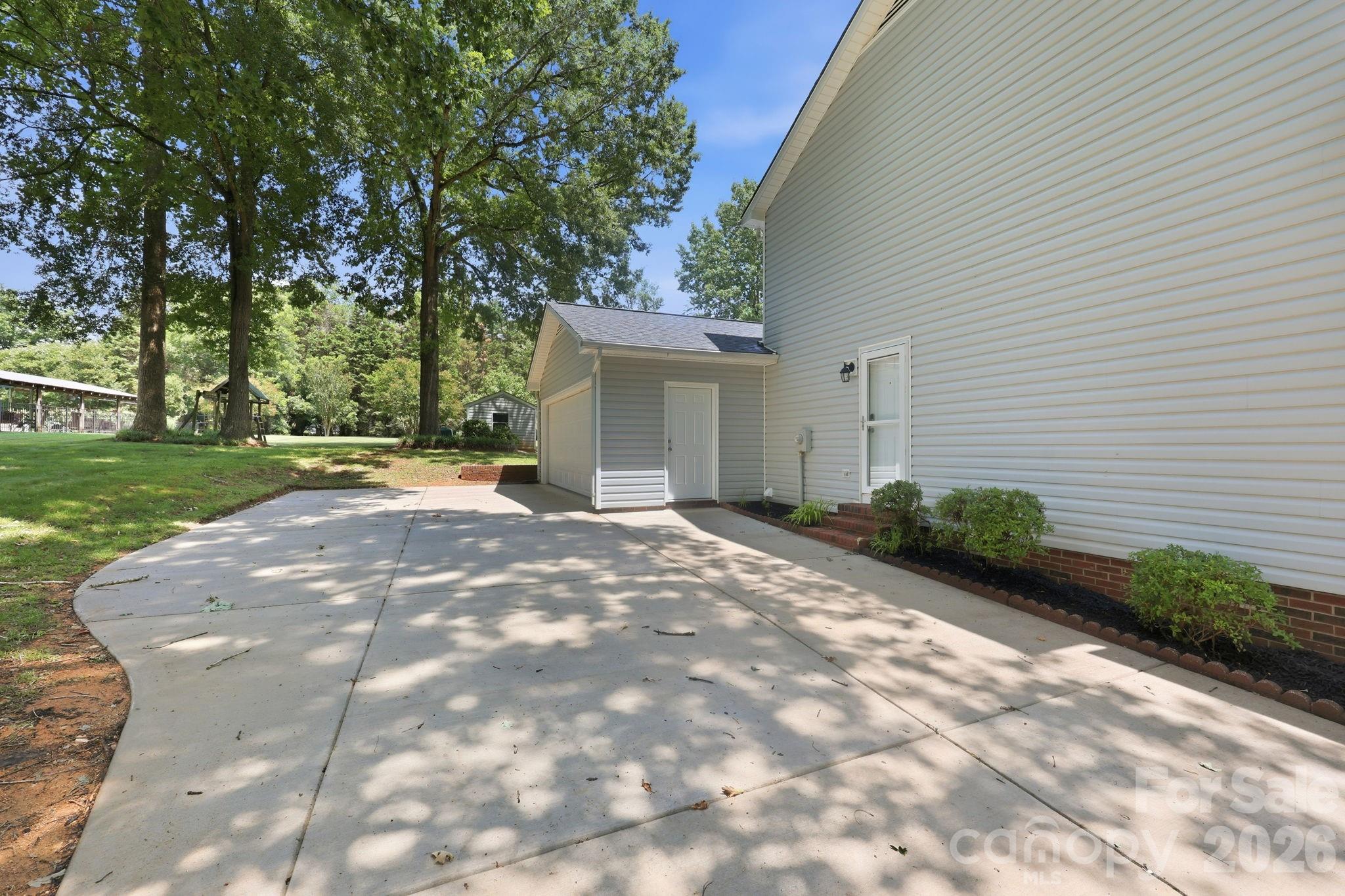 630 Timberlane Trail — Salisbury