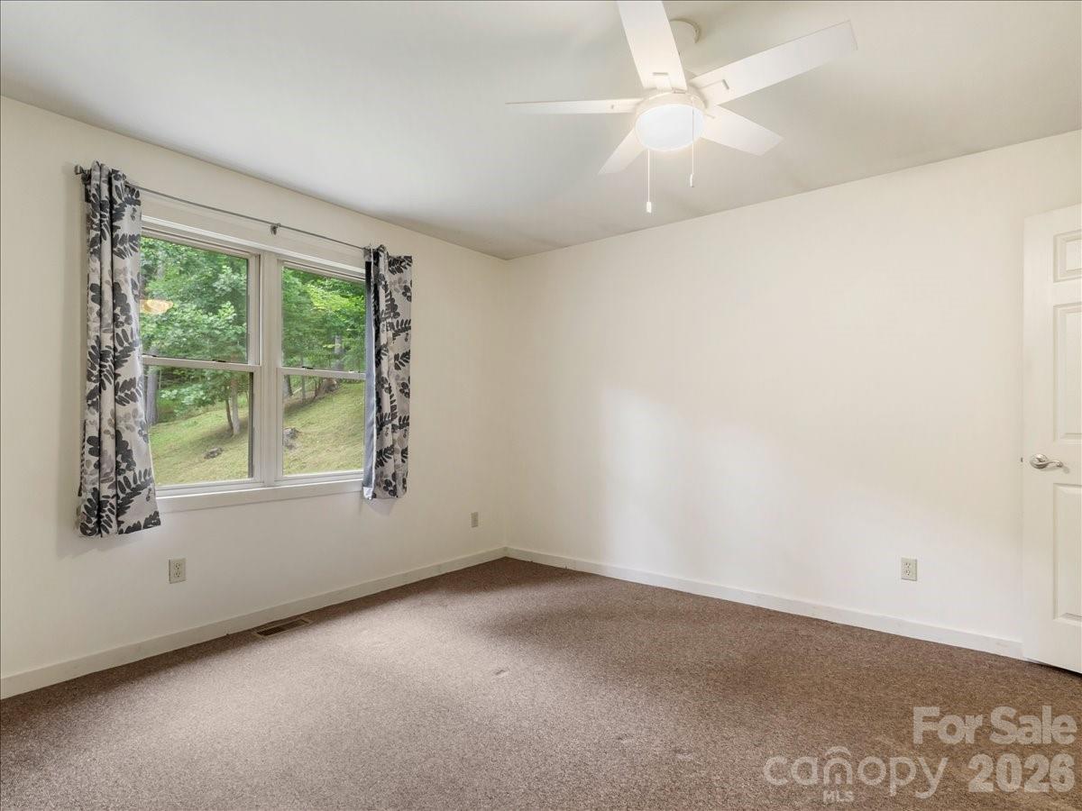 16 Turtle Dove Trail — Burnsville