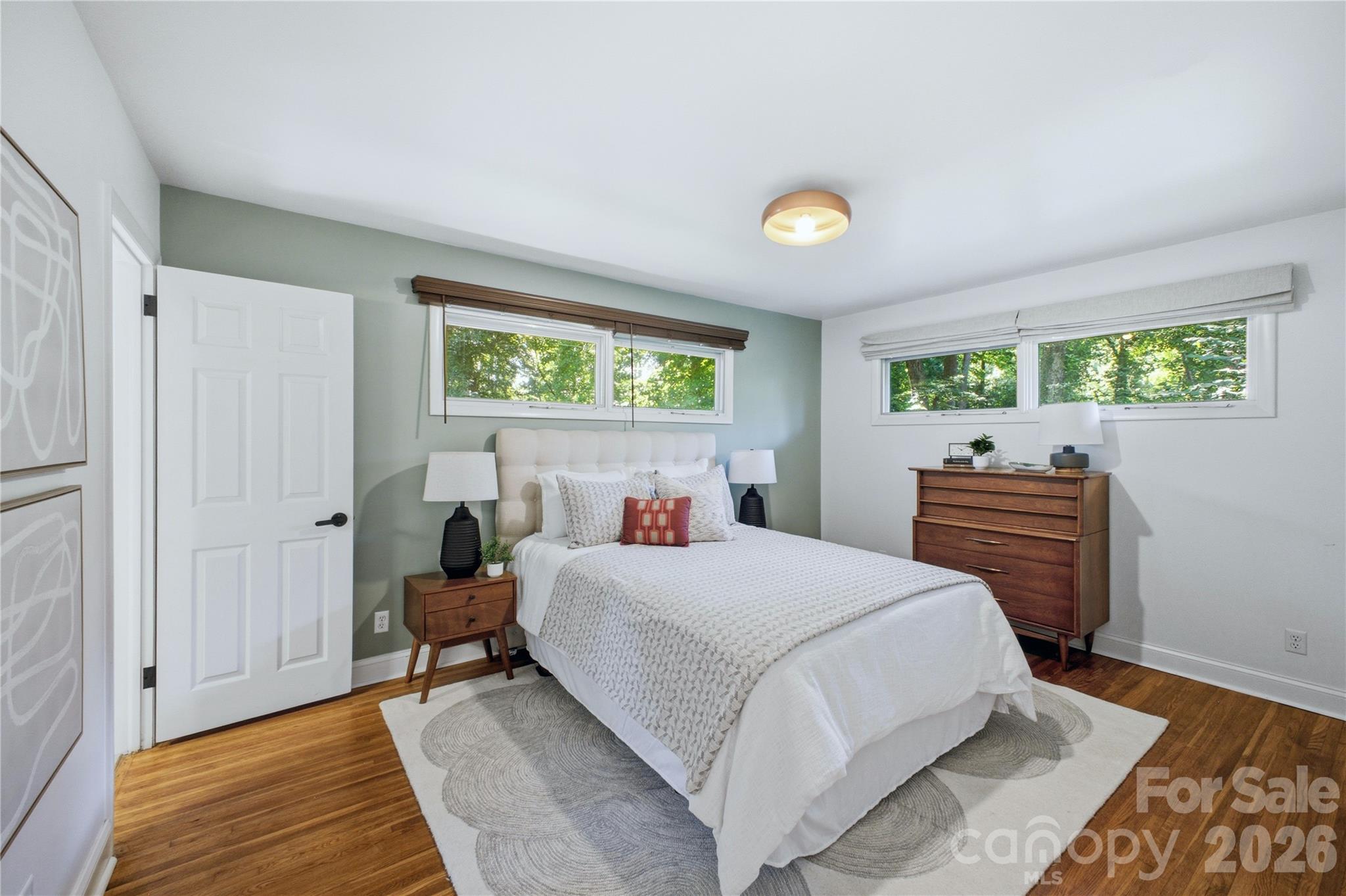7008 Linda Lake Drive — Charlotte
