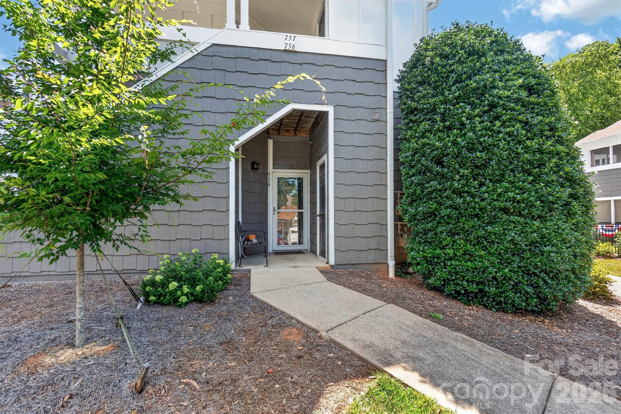 756 Southwest Drive — Davidson