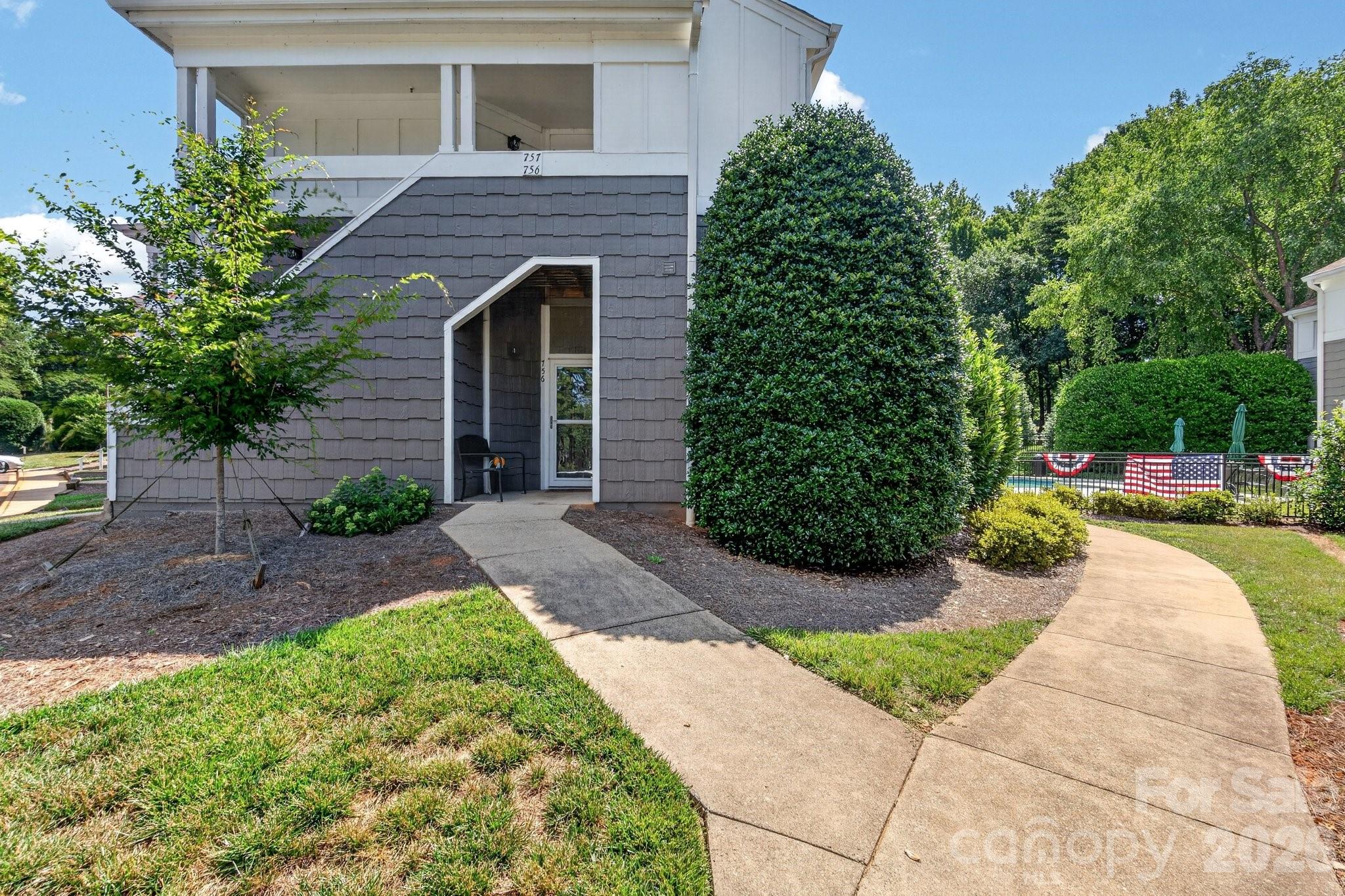 756 Southwest Drive — Davidson