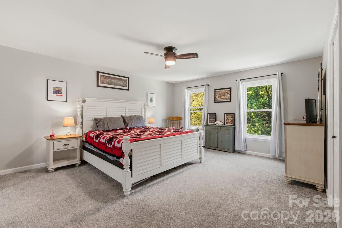 1171 37th Avenue Drive NE — Hickory