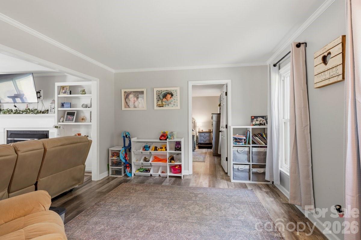1171 37th Avenue Drive NE — Hickory