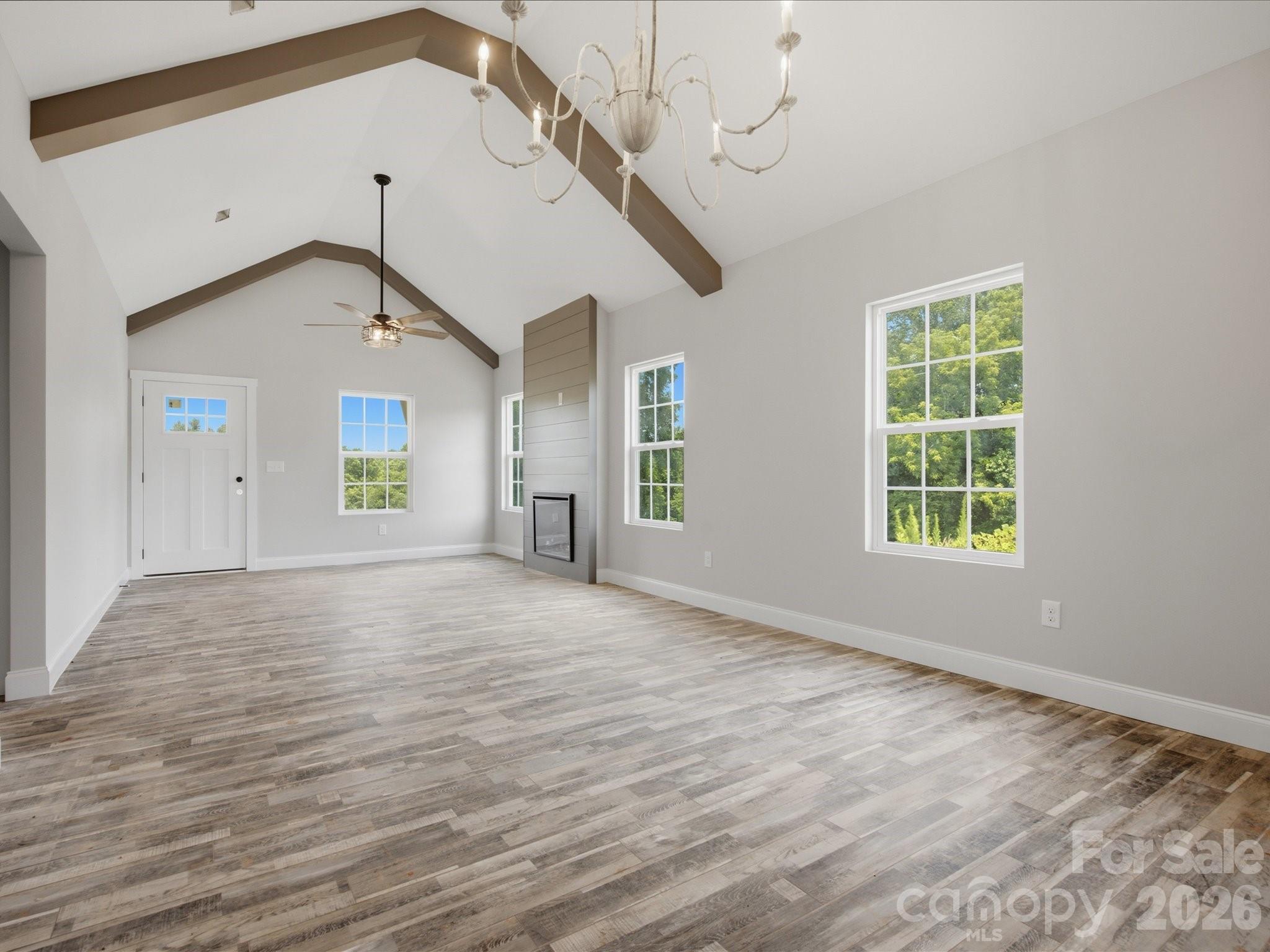 1432 Blackbird Drive — Clover