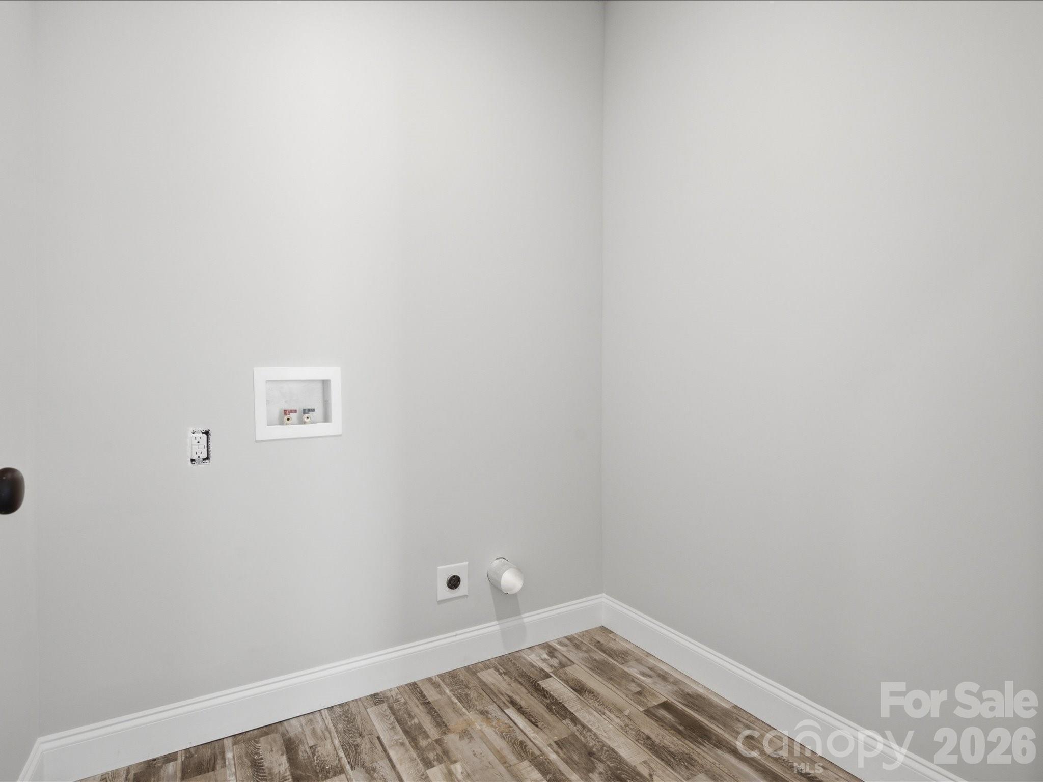 1432 Blackbird Drive — Clover
