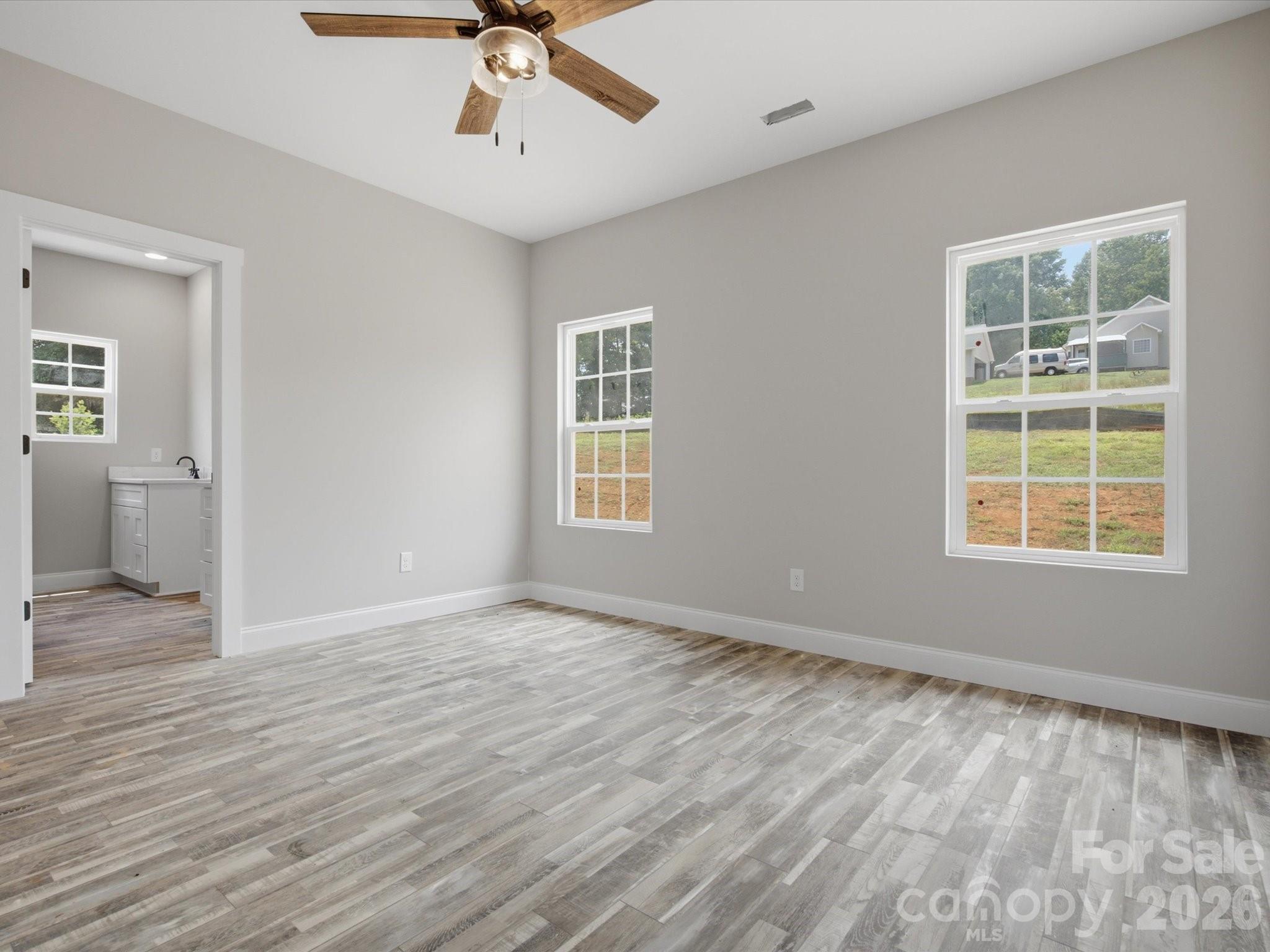 1432 Blackbird Drive — Clover