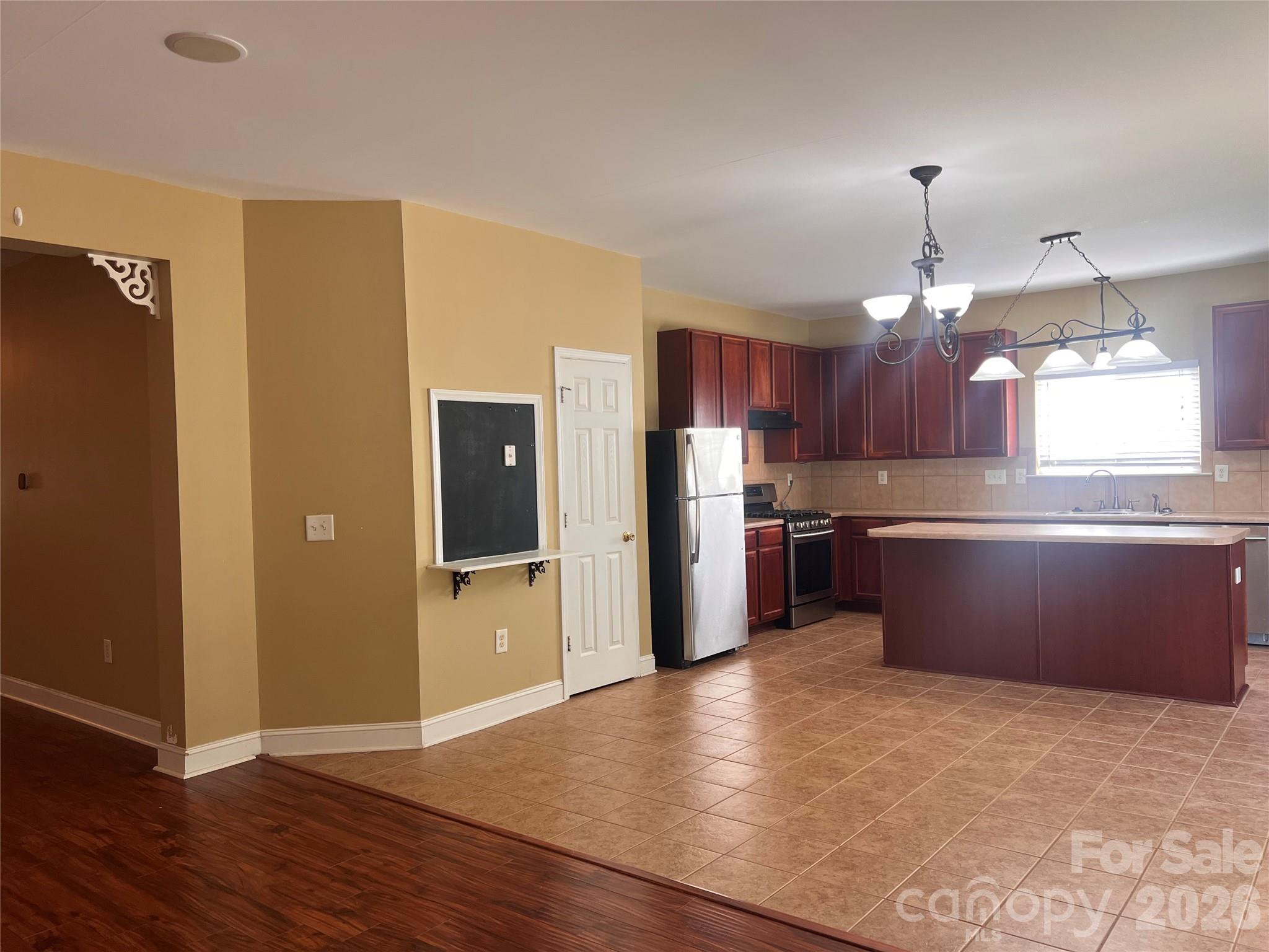 327 Annaberg Lane — Monroe