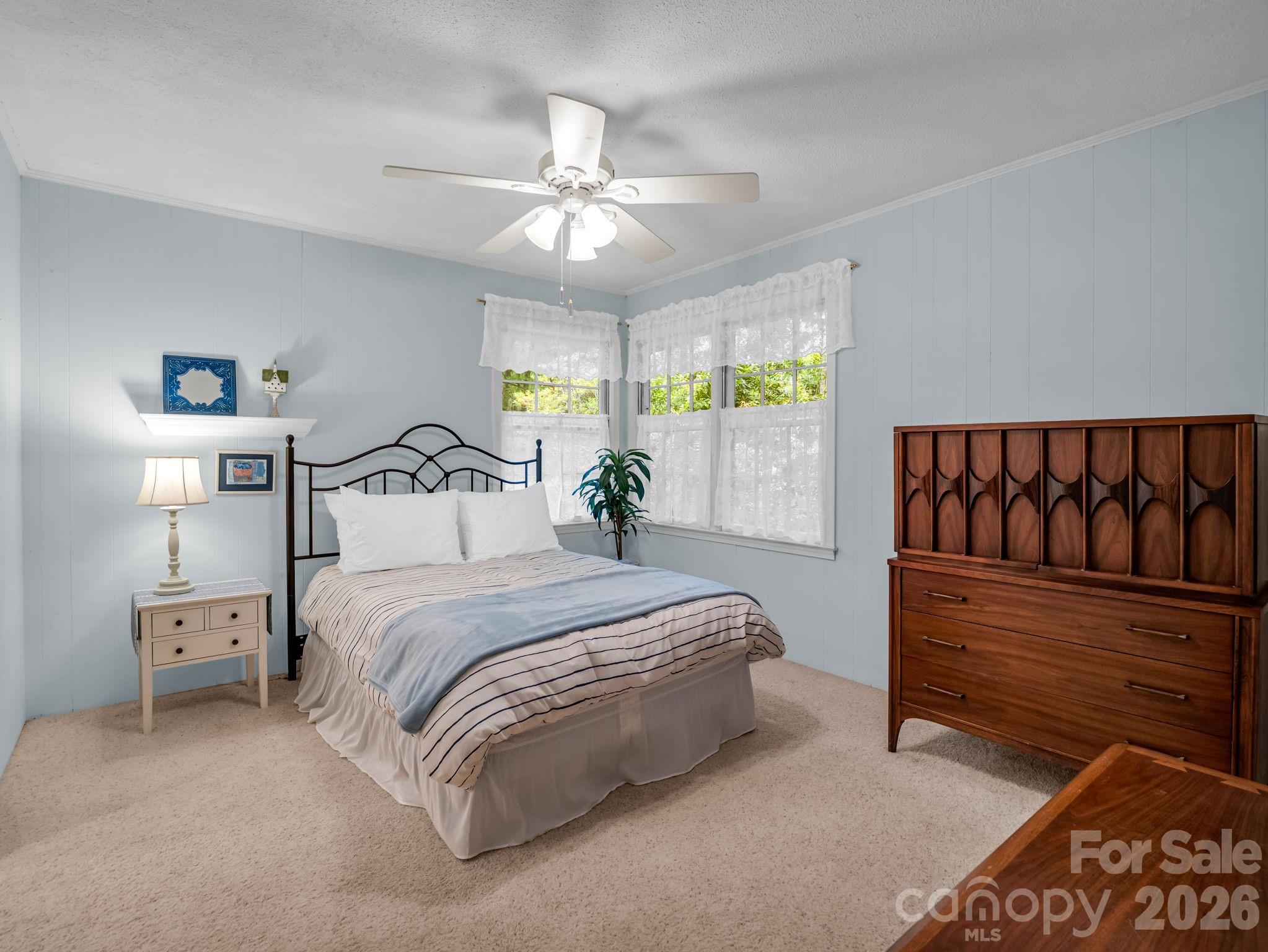 390 Mountain Laurel Drive — Columbus