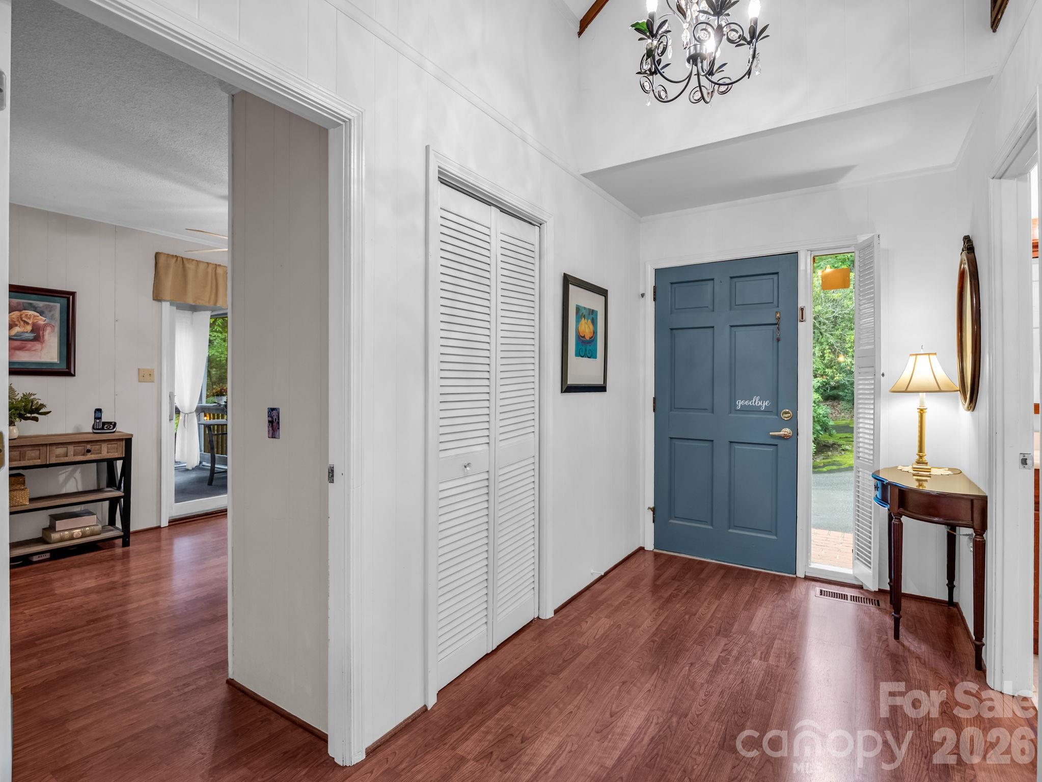 390 Mountain Laurel Drive — Columbus