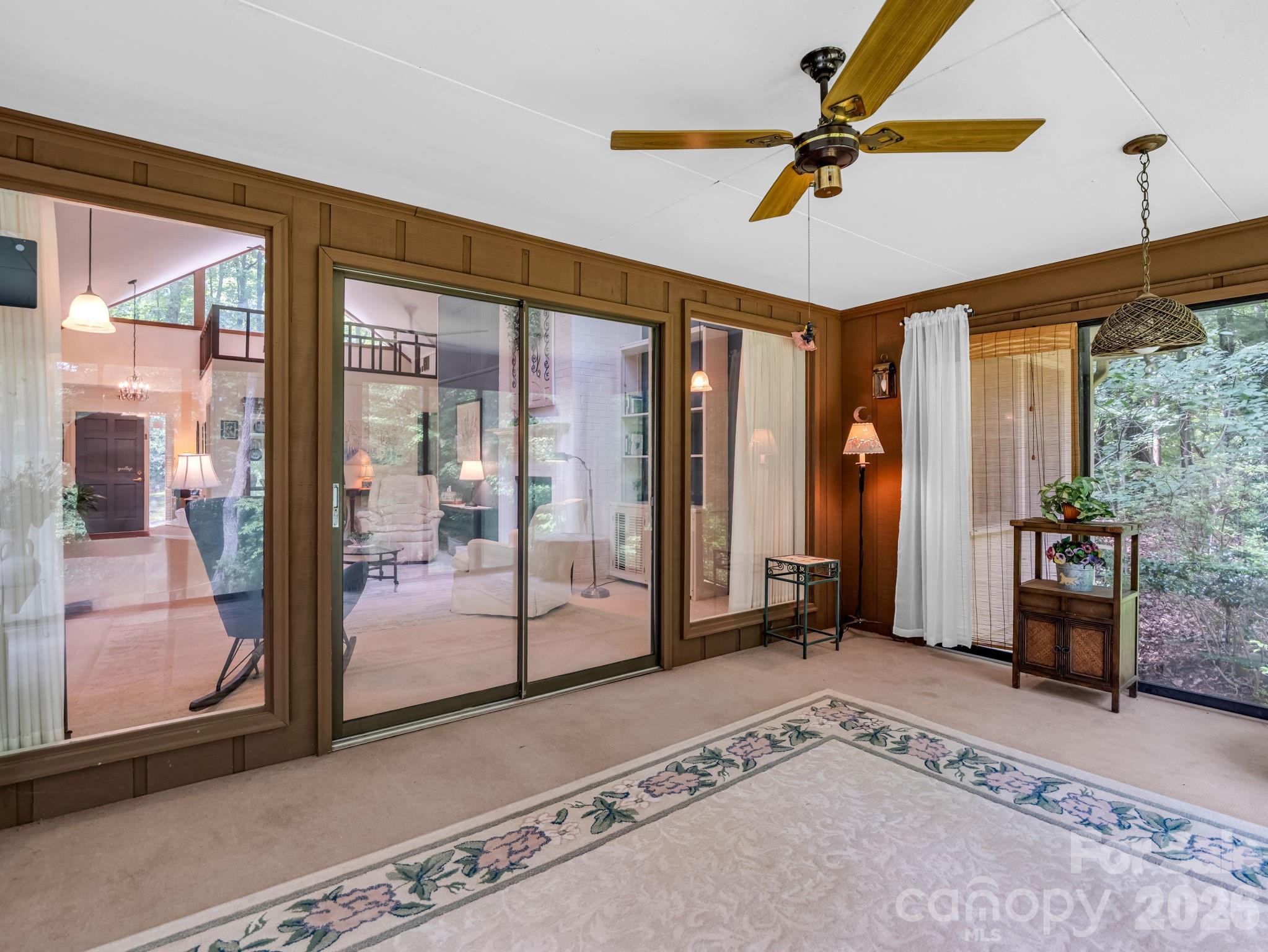 390 Mountain Laurel Drive — Columbus