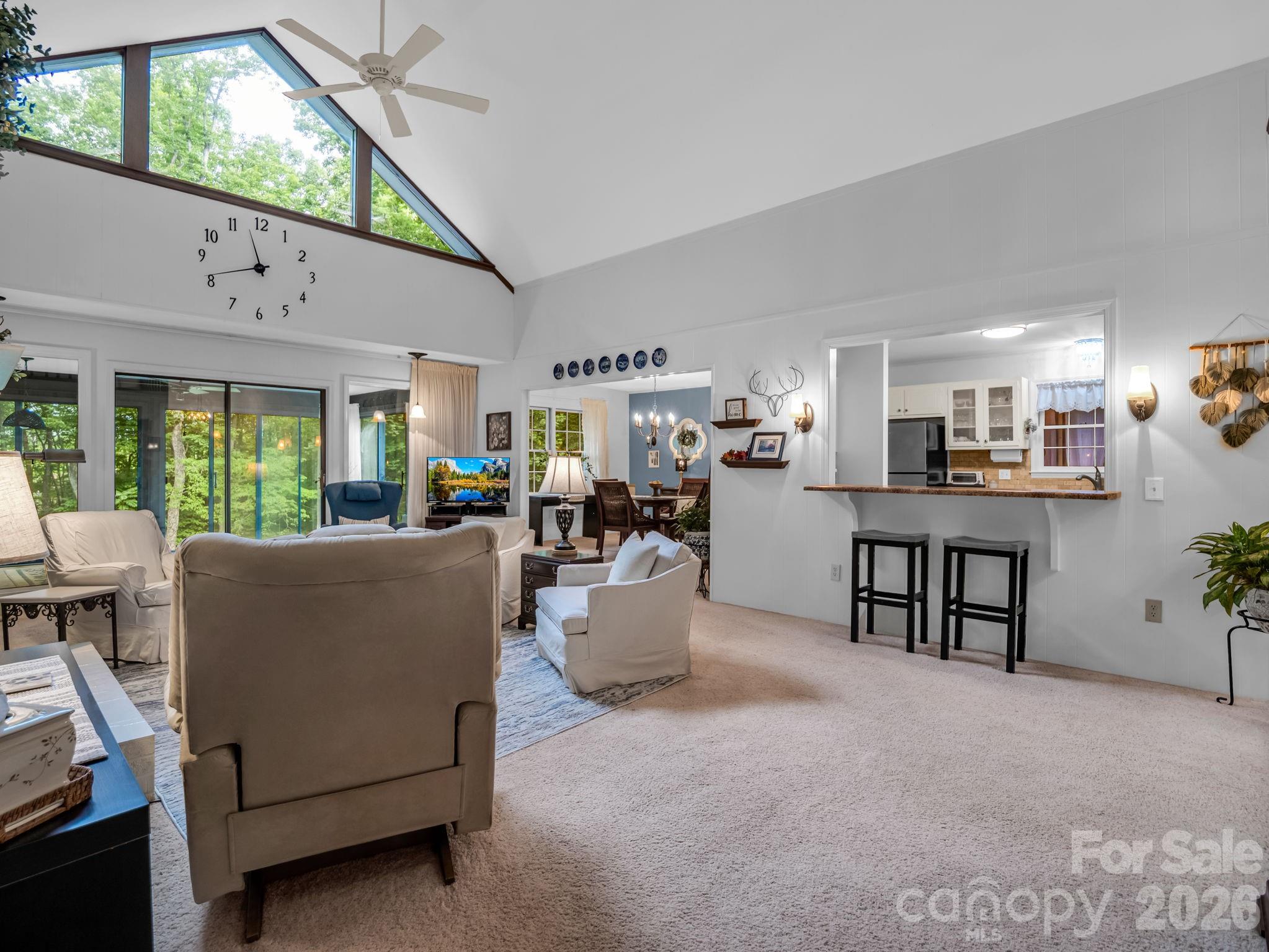 390 Mountain Laurel Drive — Columbus